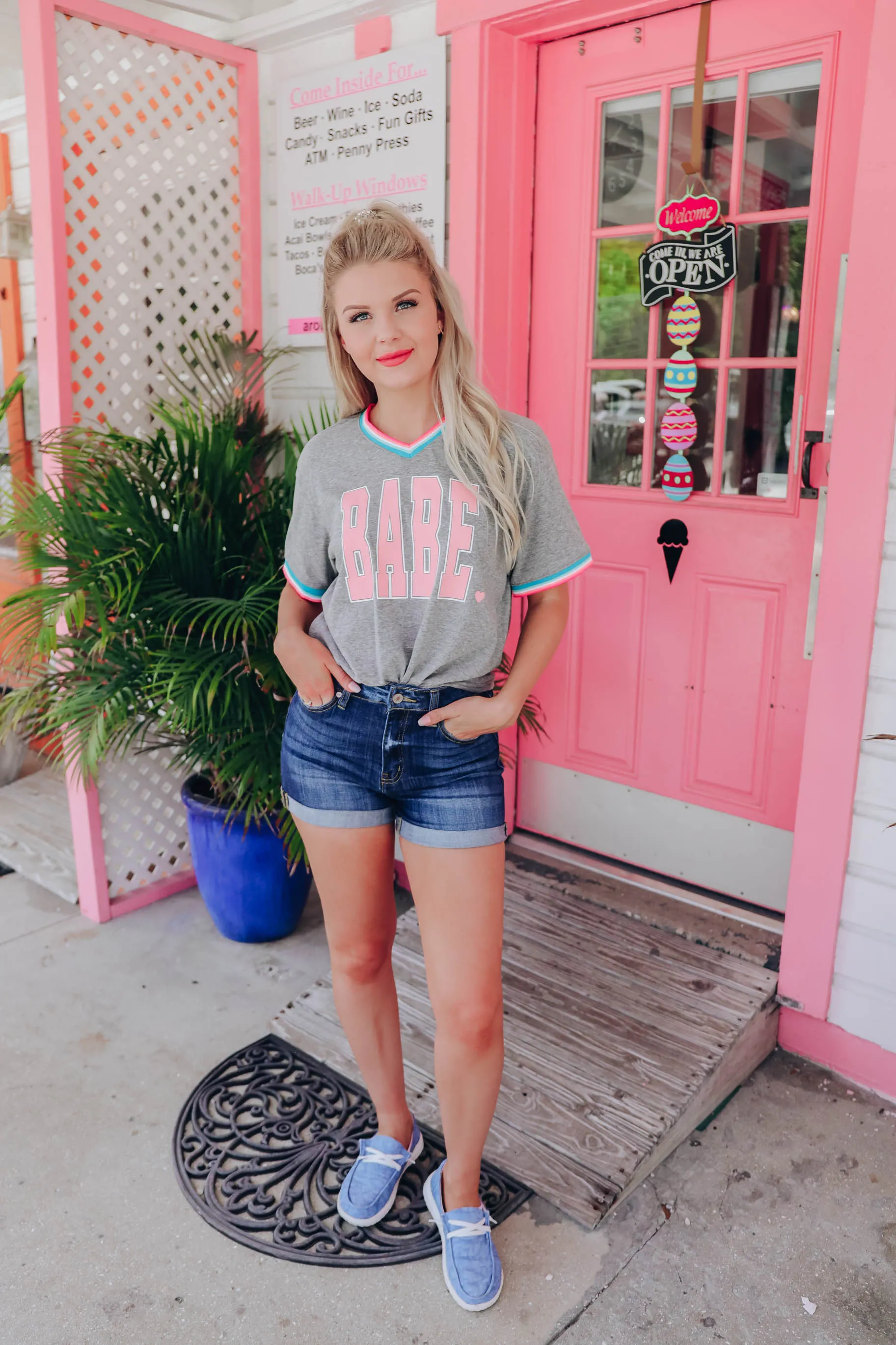 Babe Graphic Tee XS- XXL