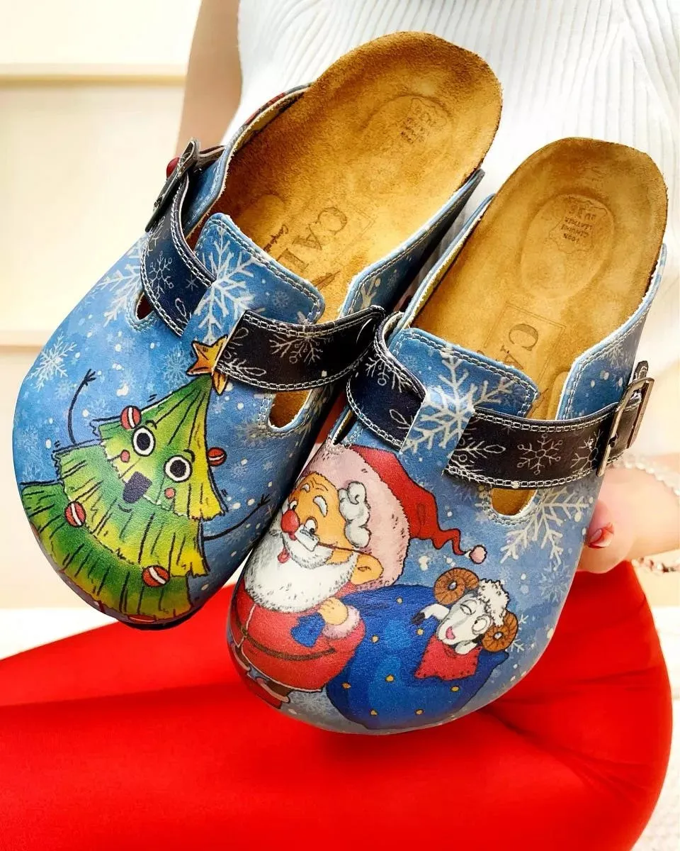 Blue Santa & Holiday Tree Printed Clogs - CAL3412
