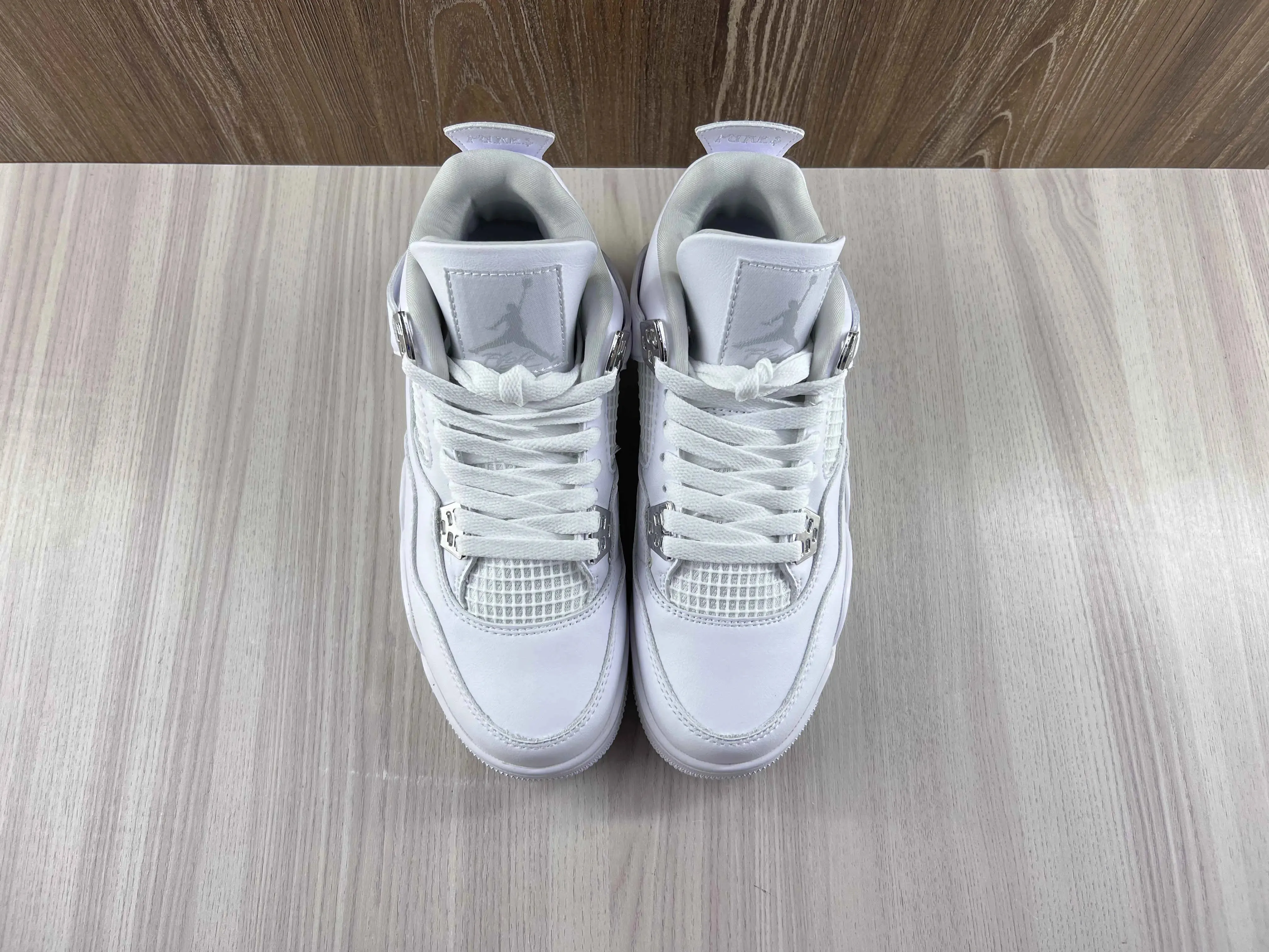 Classic Retro 4 Sneakers - Pure Money