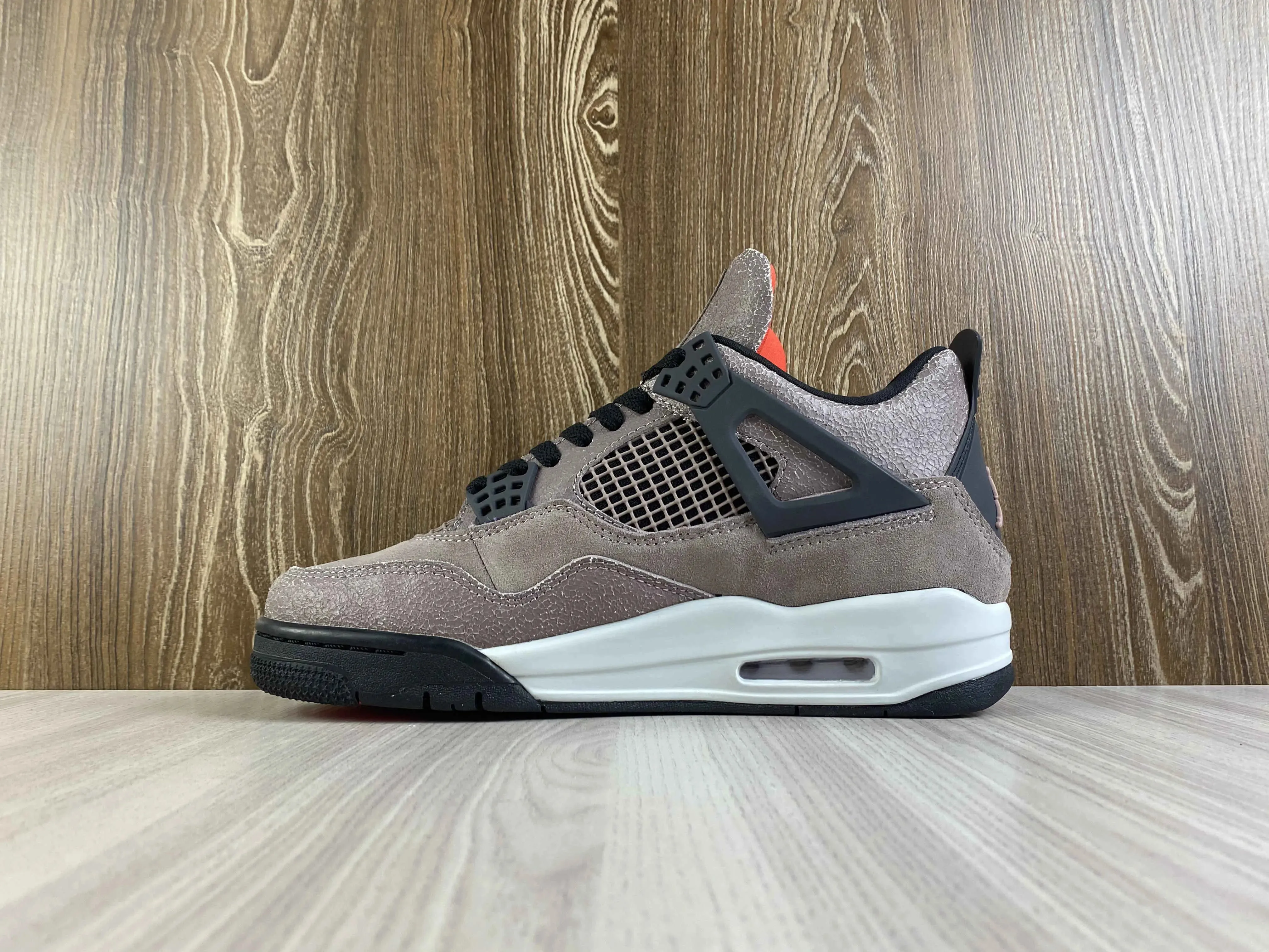 Classic Retro 4 Sneakers - Taupe Haze
