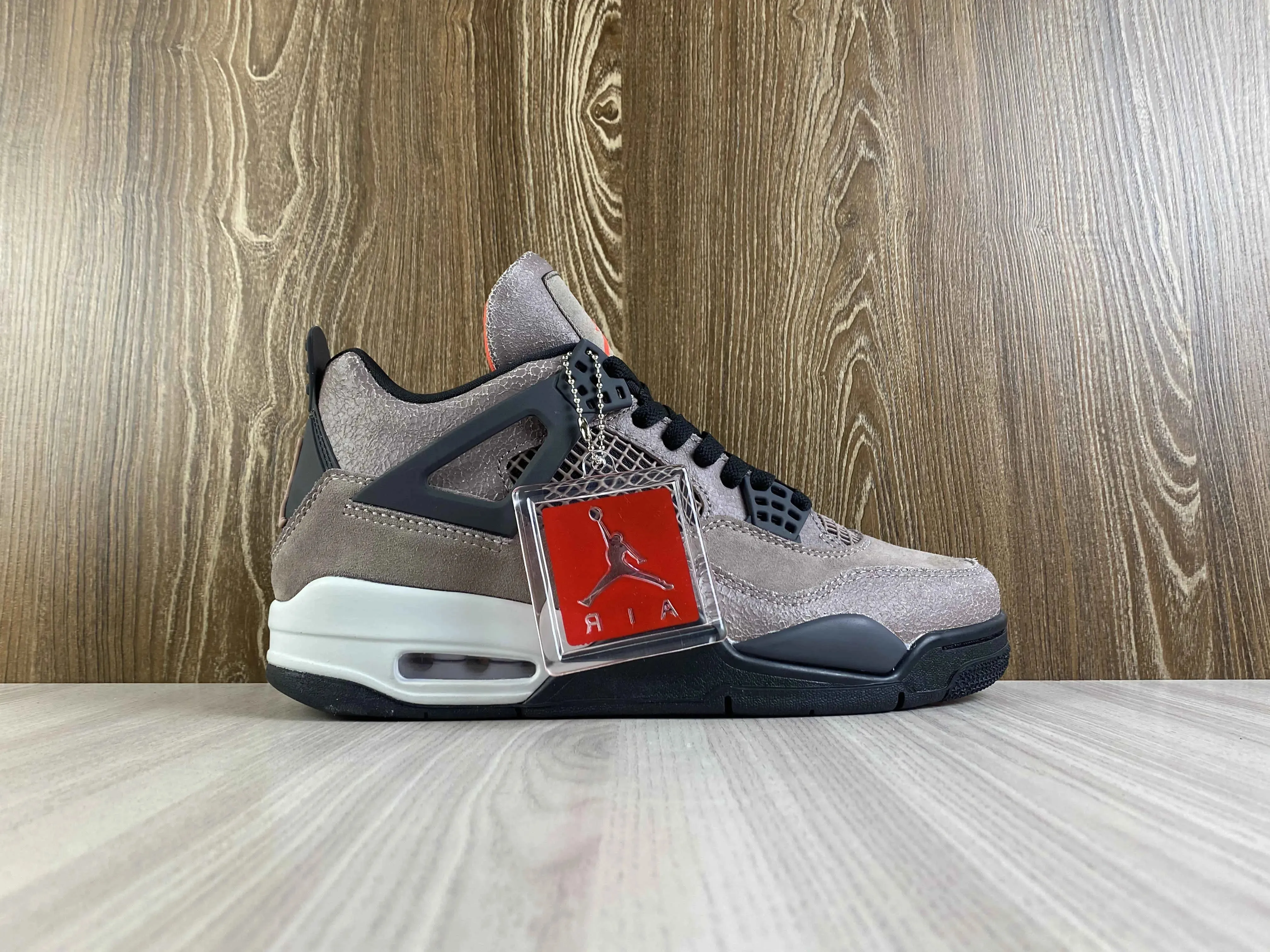 Classic Retro 4 Sneakers - Taupe Haze