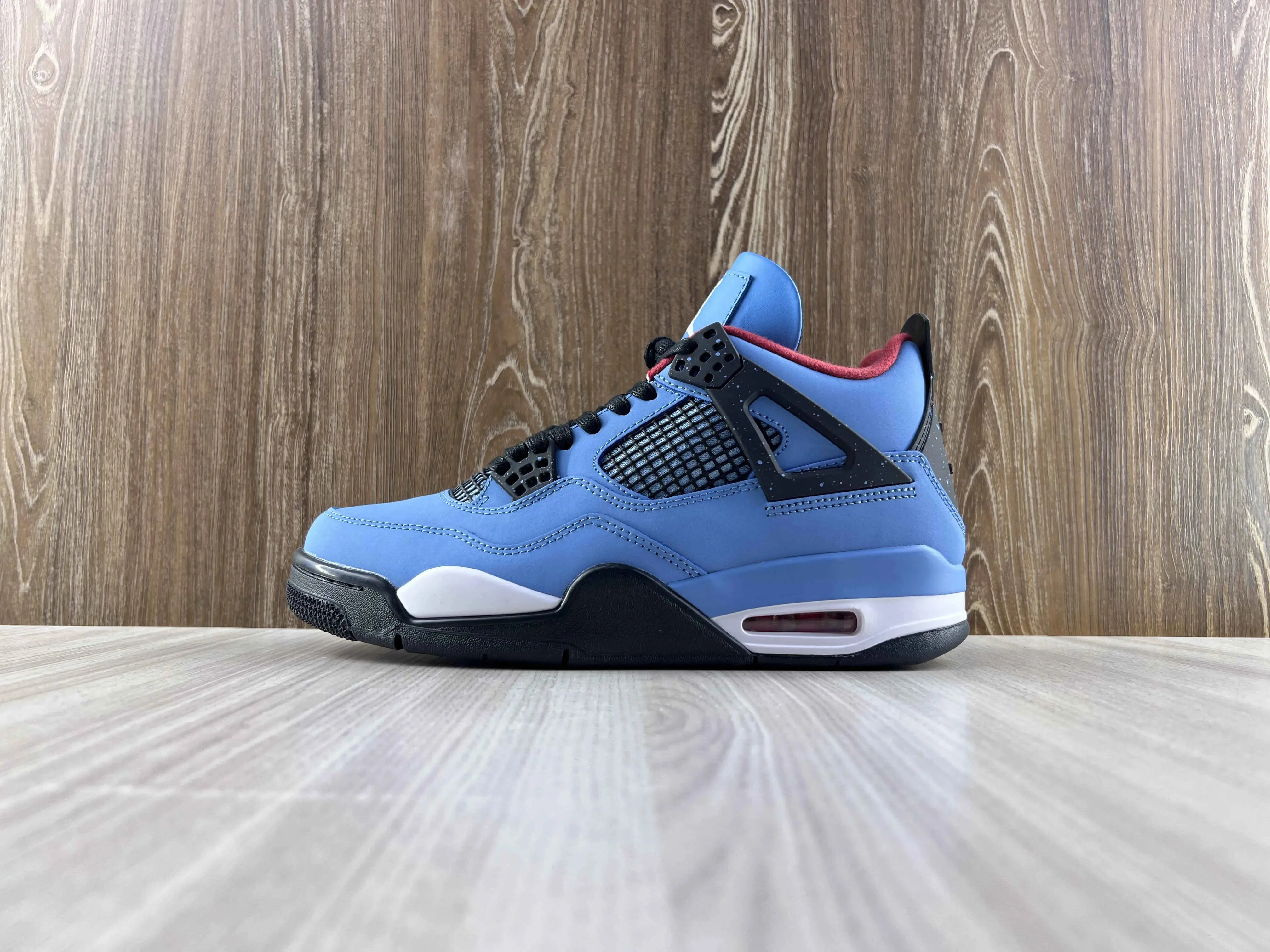 Classic Retro 4 Sneakers - Travis Scott Cactus Jack
