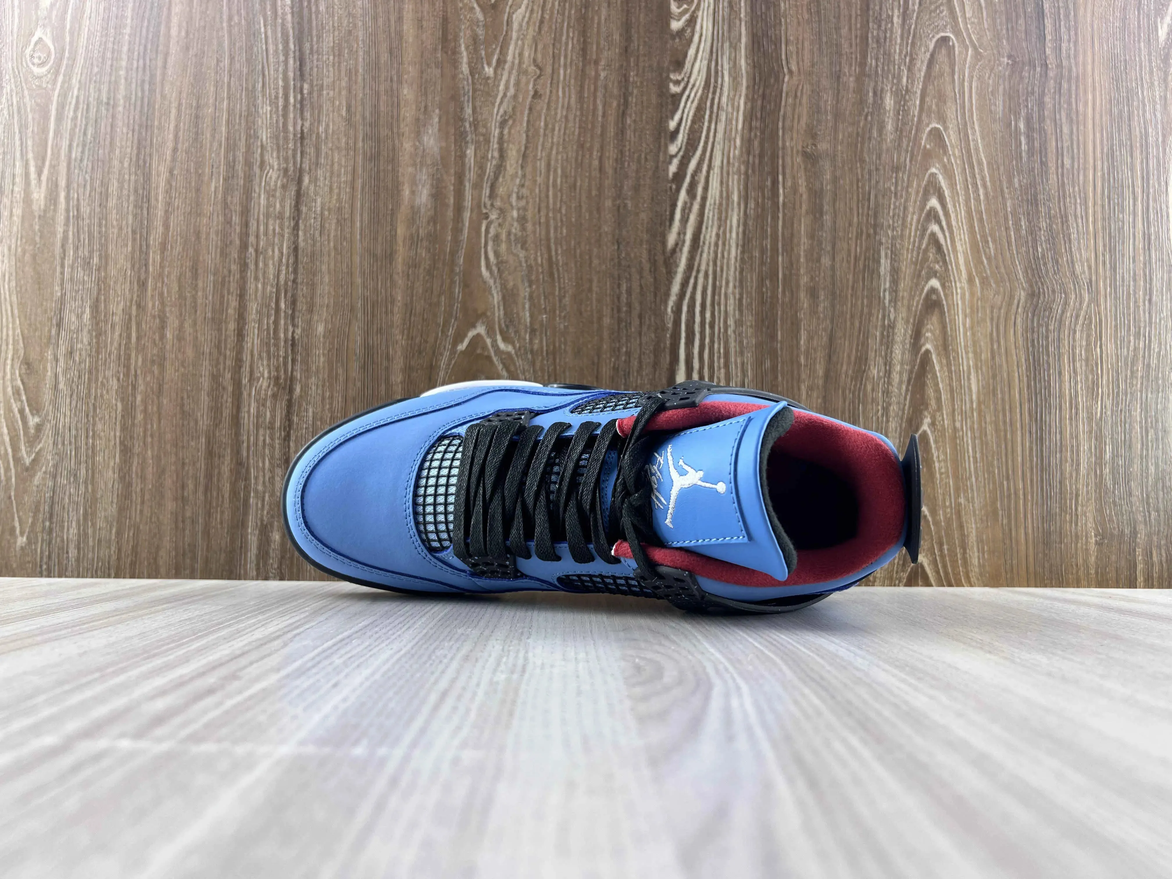Classic Retro 4 Sneakers - Travis Scott Cactus Jack