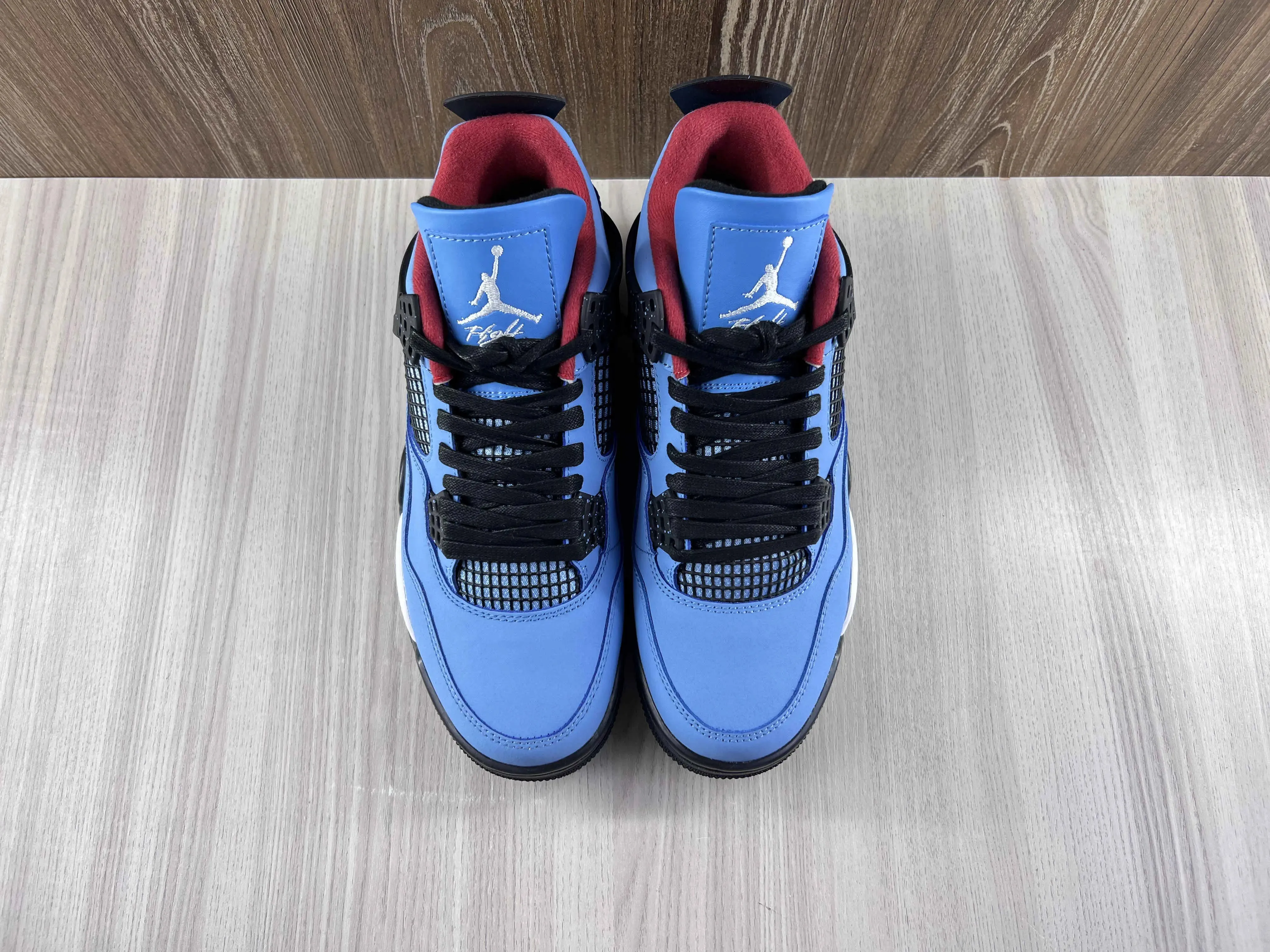 Classic Retro 4 Sneakers - Travis Scott Cactus Jack
