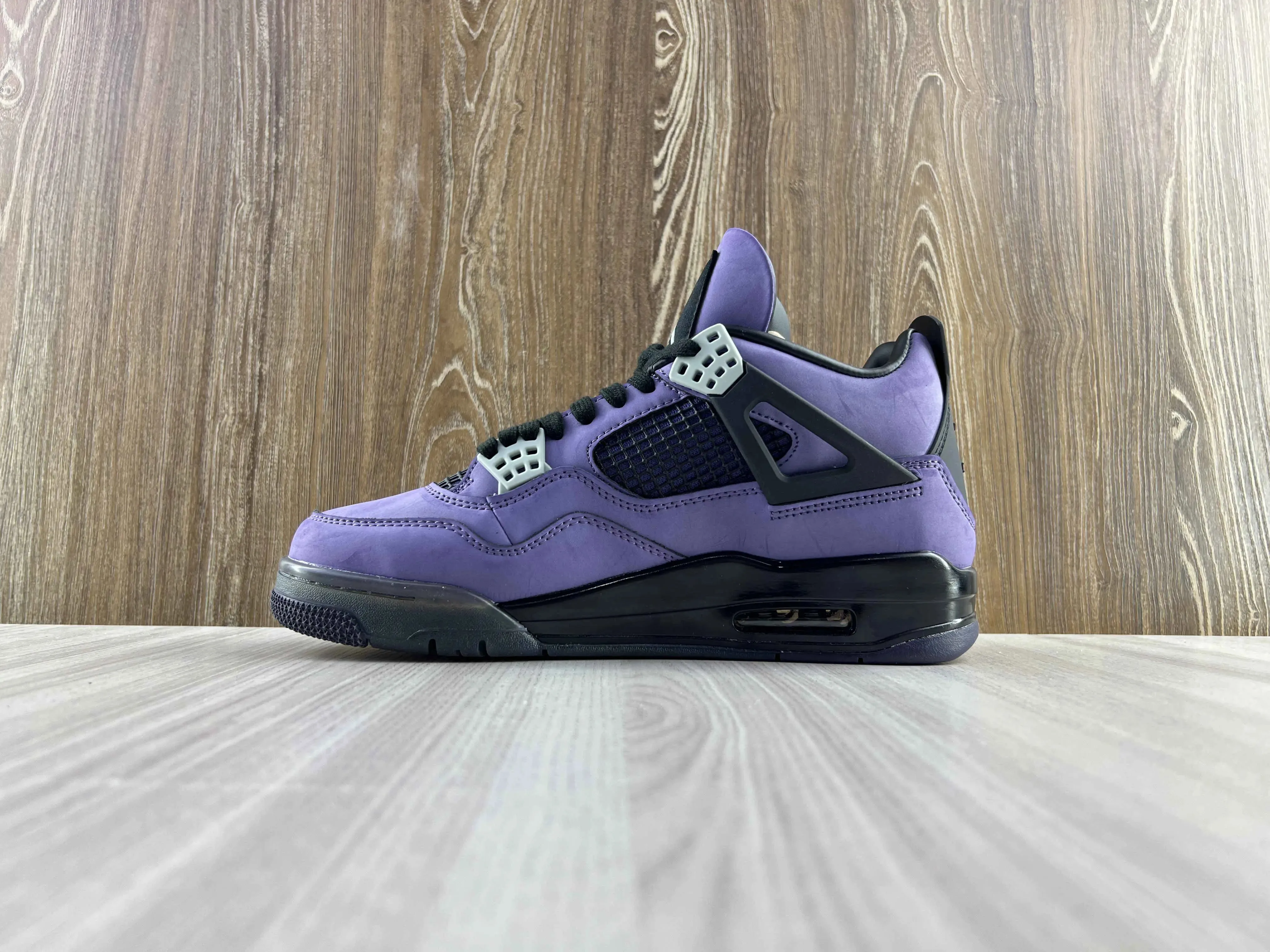 Classic Retro 4 Sneakers - Travis Scott Purple