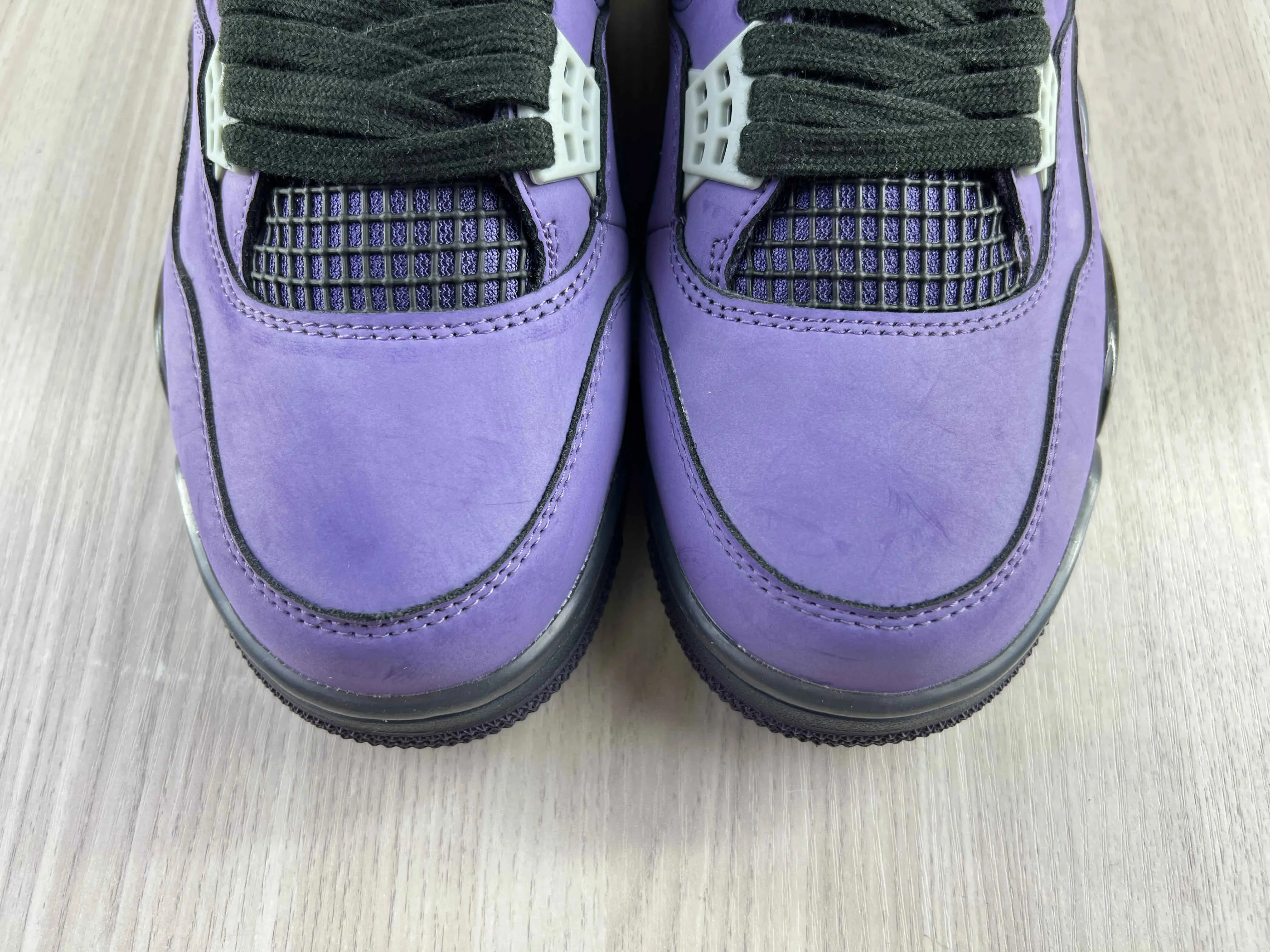 Classic Retro 4 Sneakers - Travis Scott Purple
