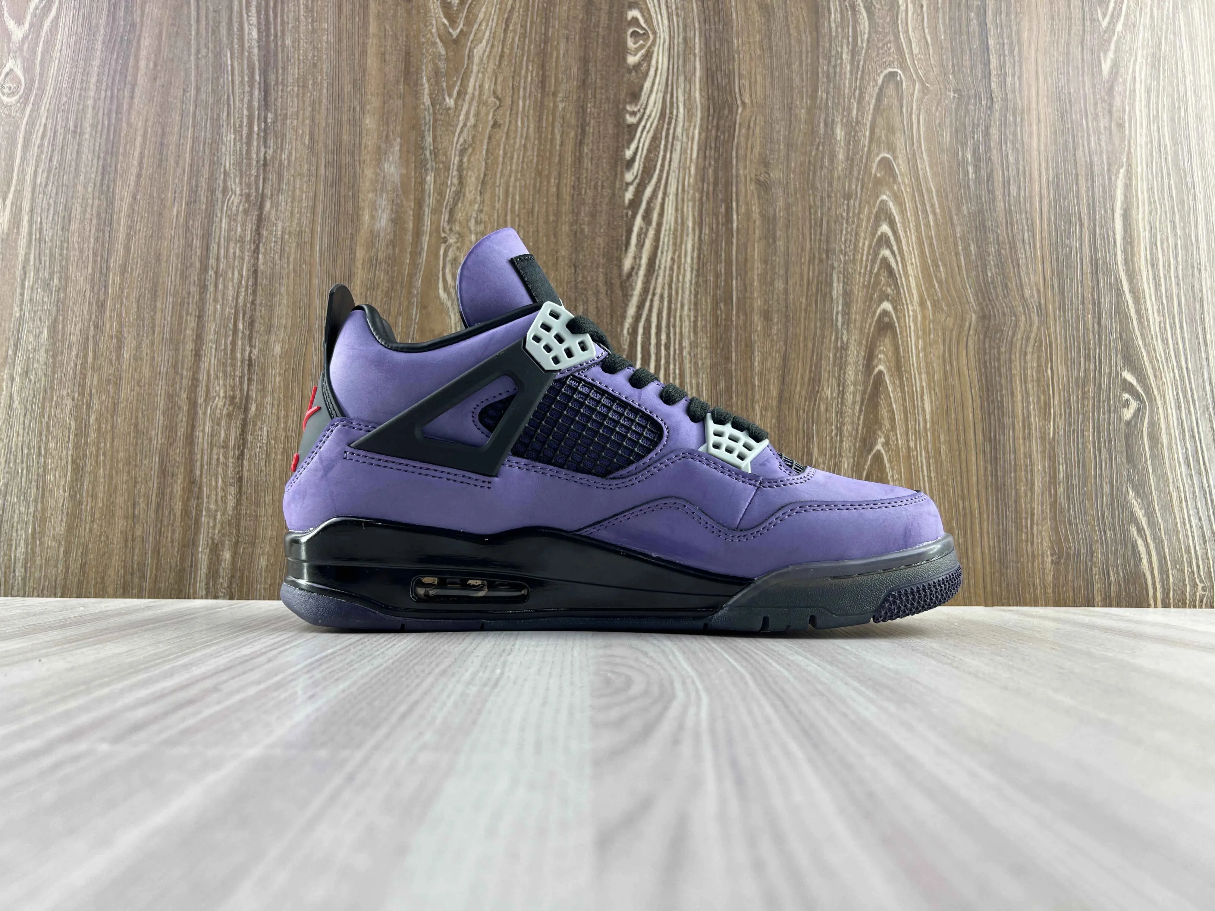 Classic Retro 4 Sneakers - Travis Scott Purple