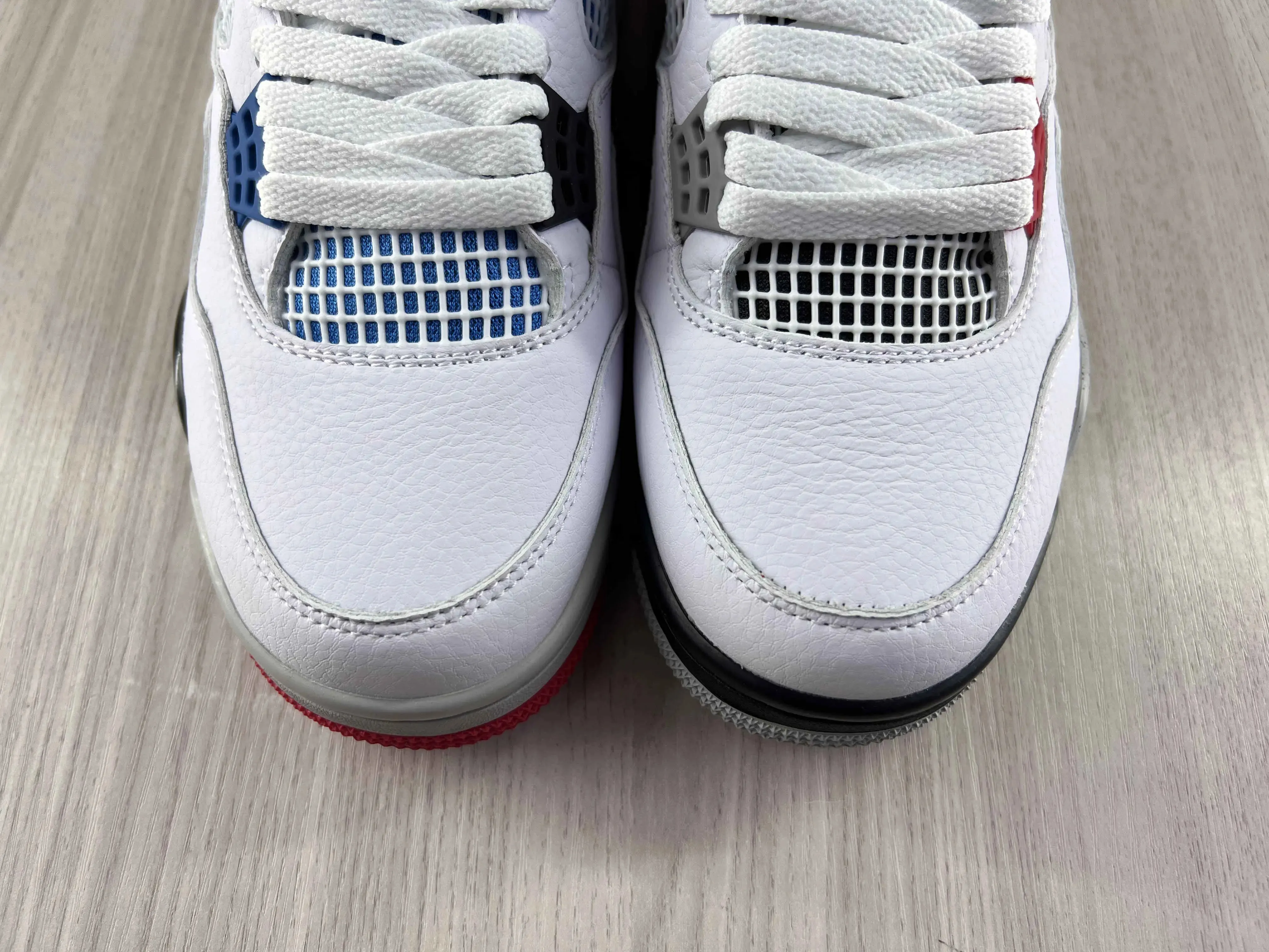 Classic Retro 4 Sneakers - What The