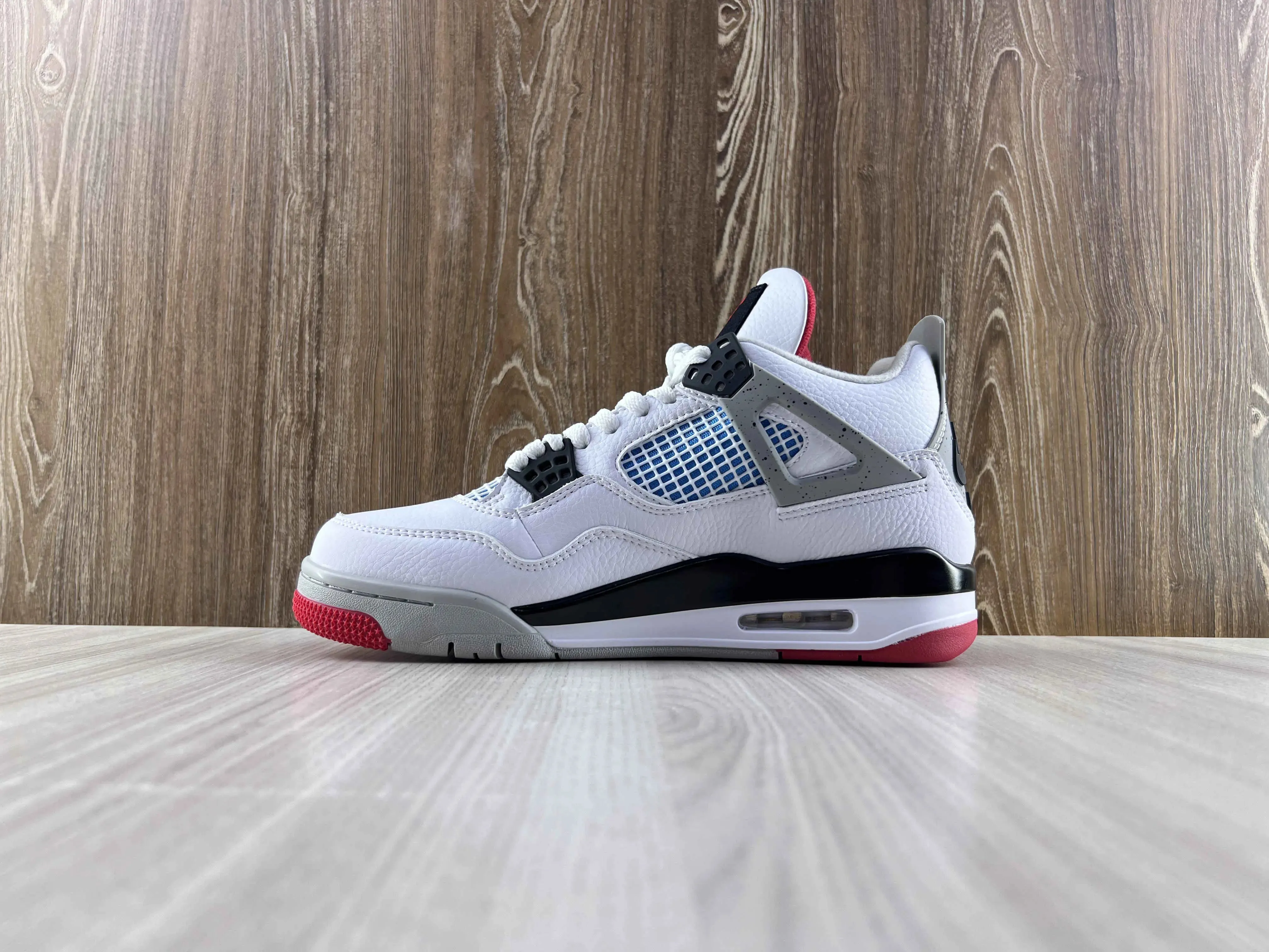 Classic Retro 4 Sneakers - What The