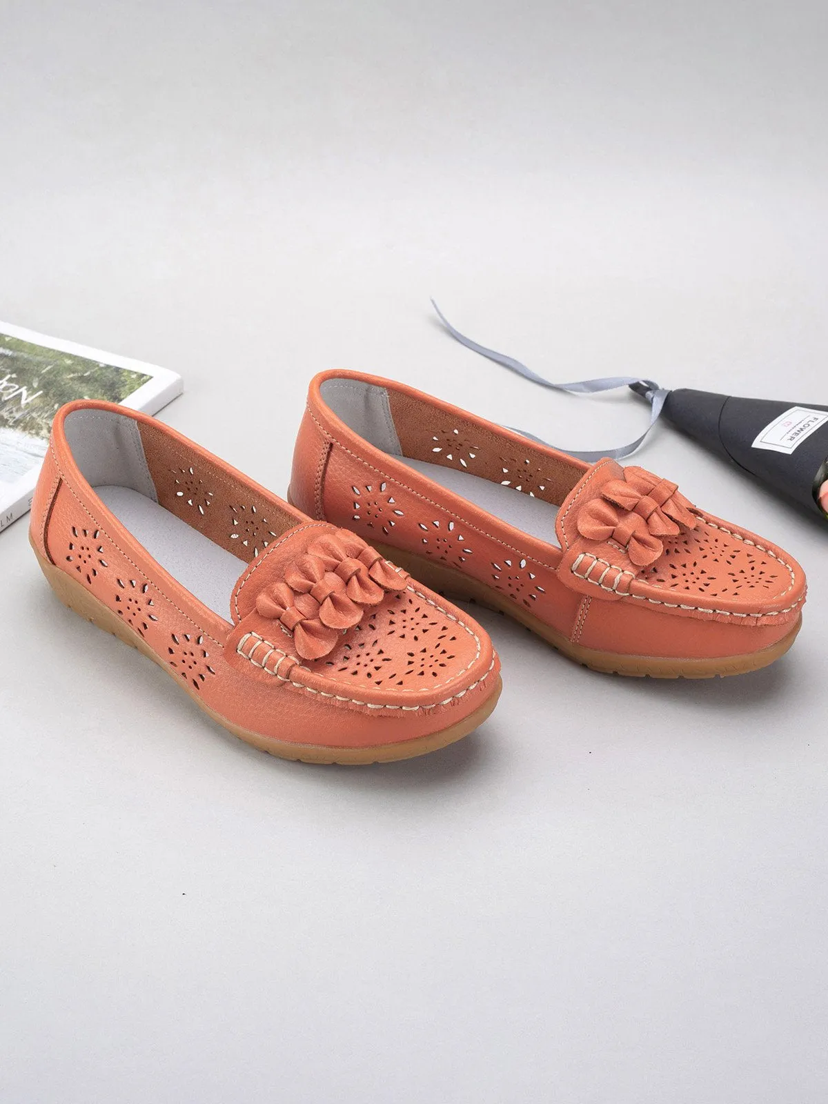 Cowhide Hollow Casual Flat Shoes