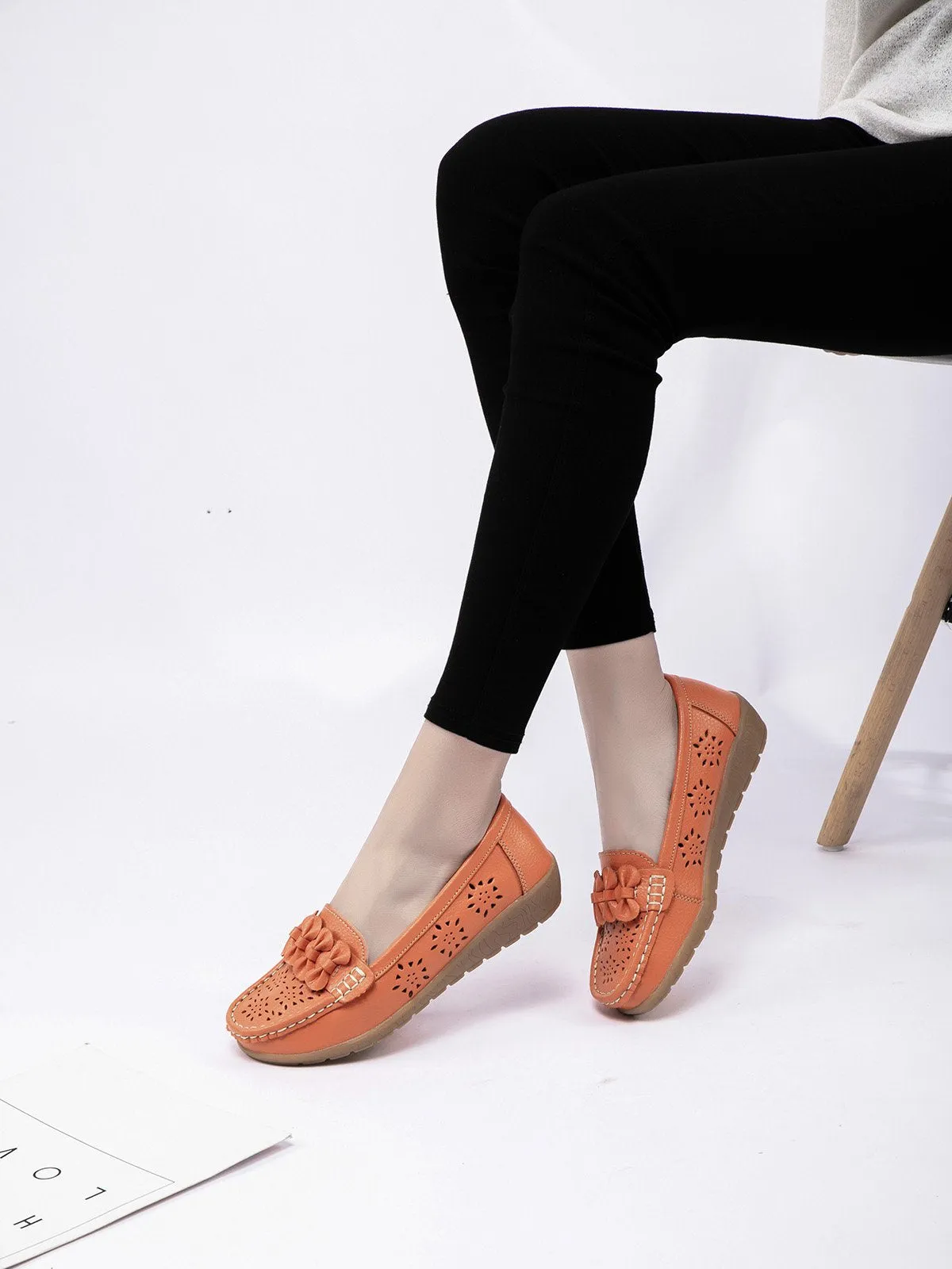 Cowhide Hollow Casual Flat Shoes