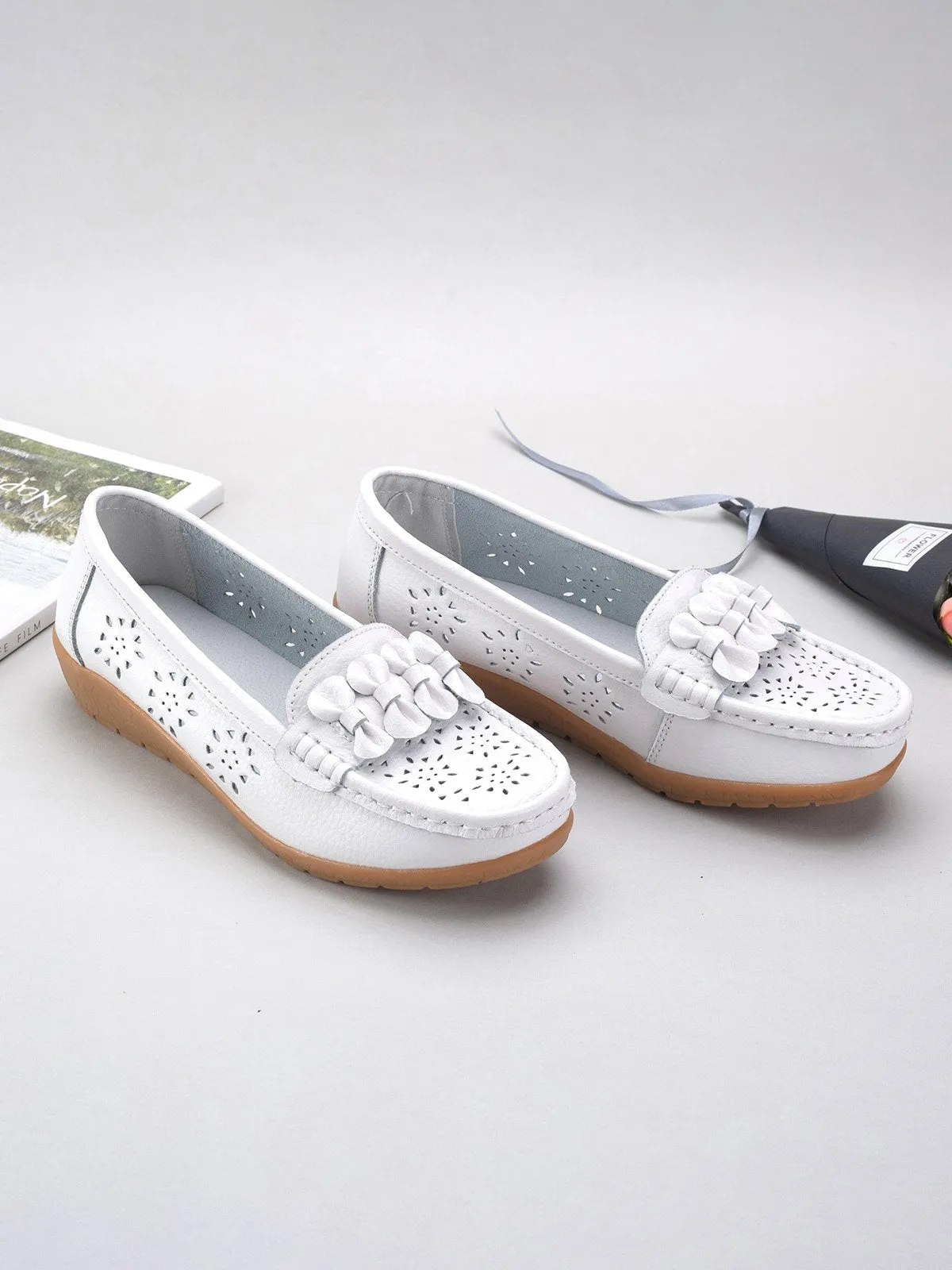 Cowhide Hollow Casual Flat Shoes