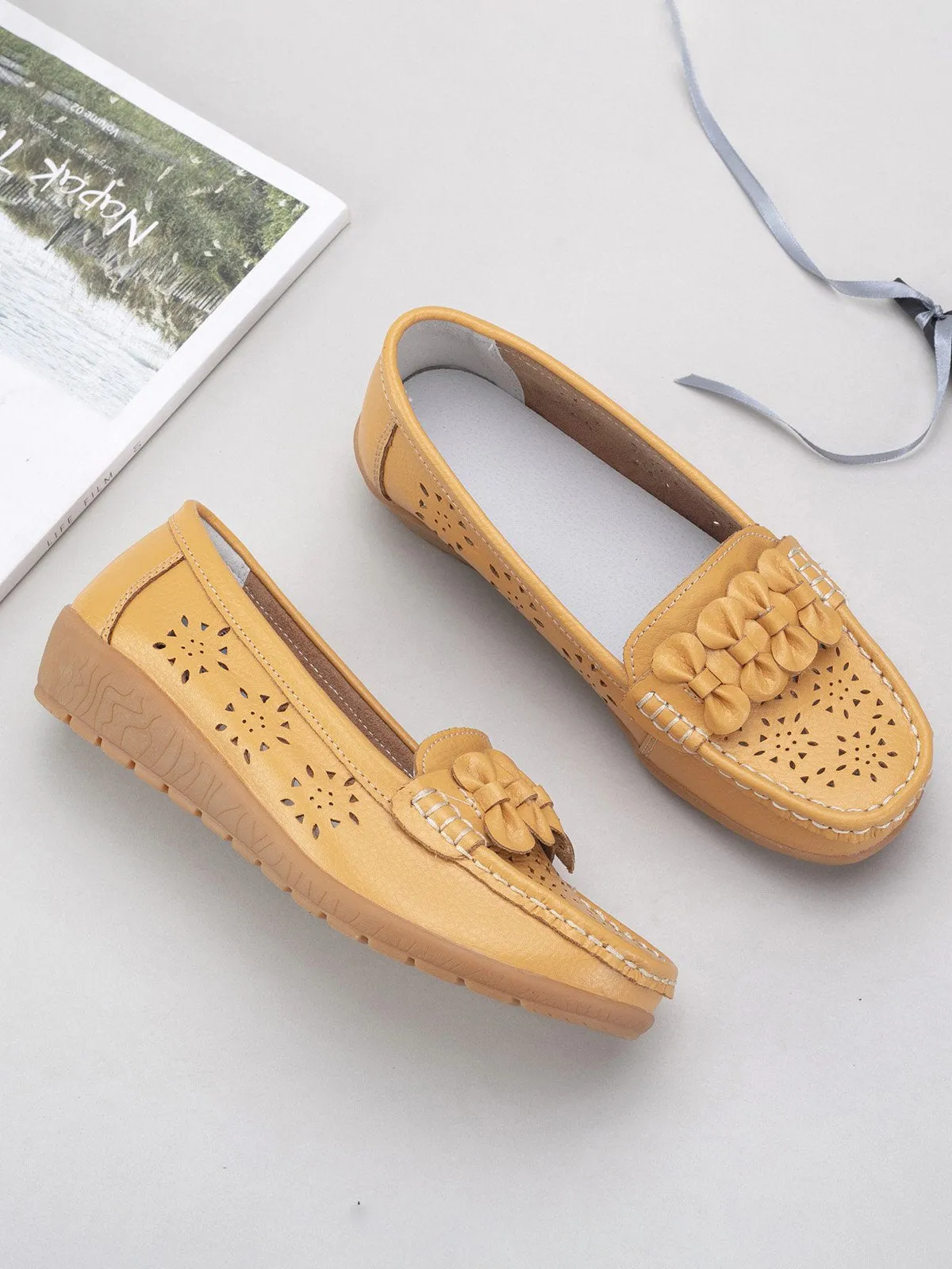 Cowhide Hollow Casual Flat Shoes