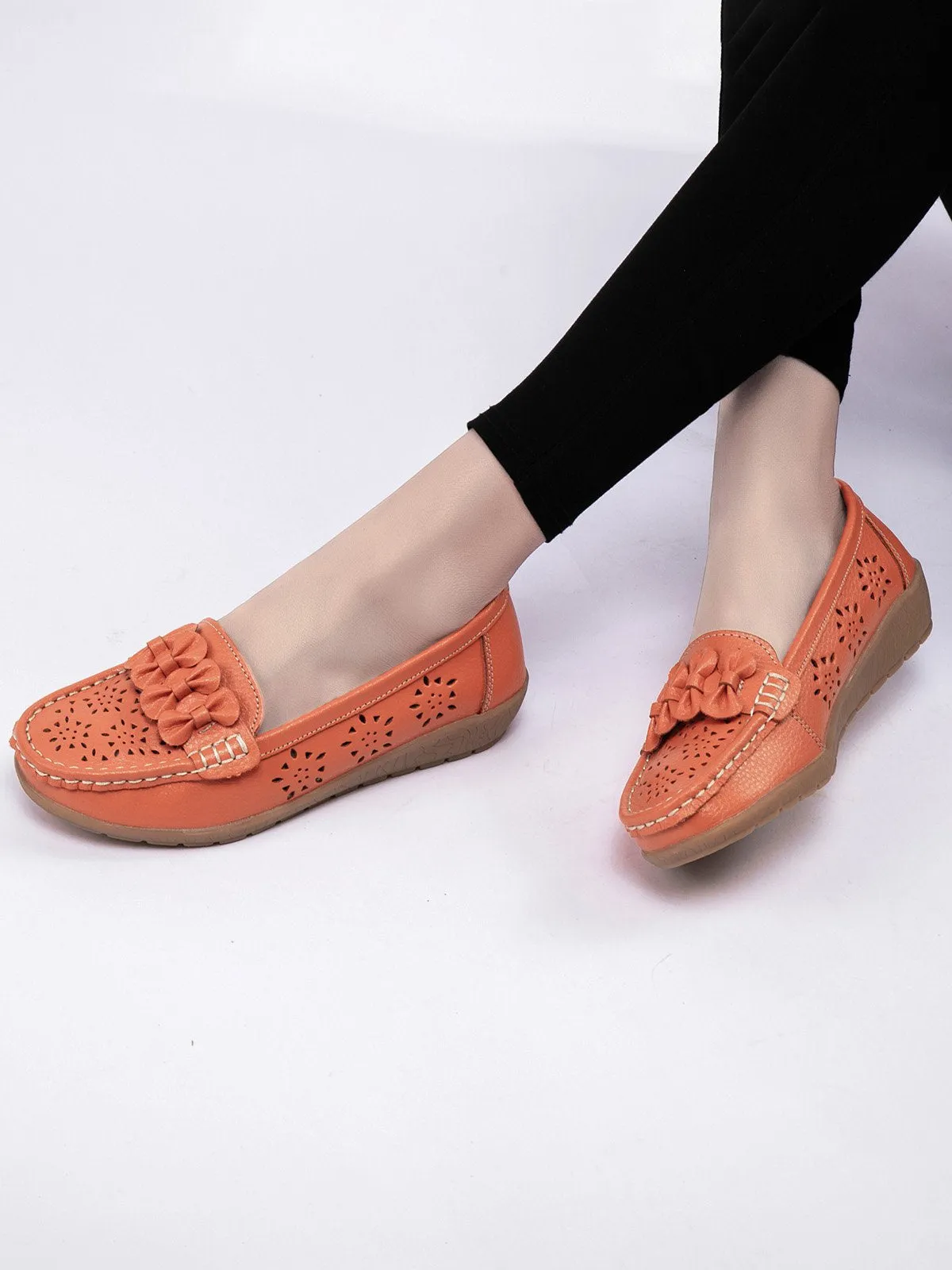 Cowhide Hollow Casual Flat Shoes
