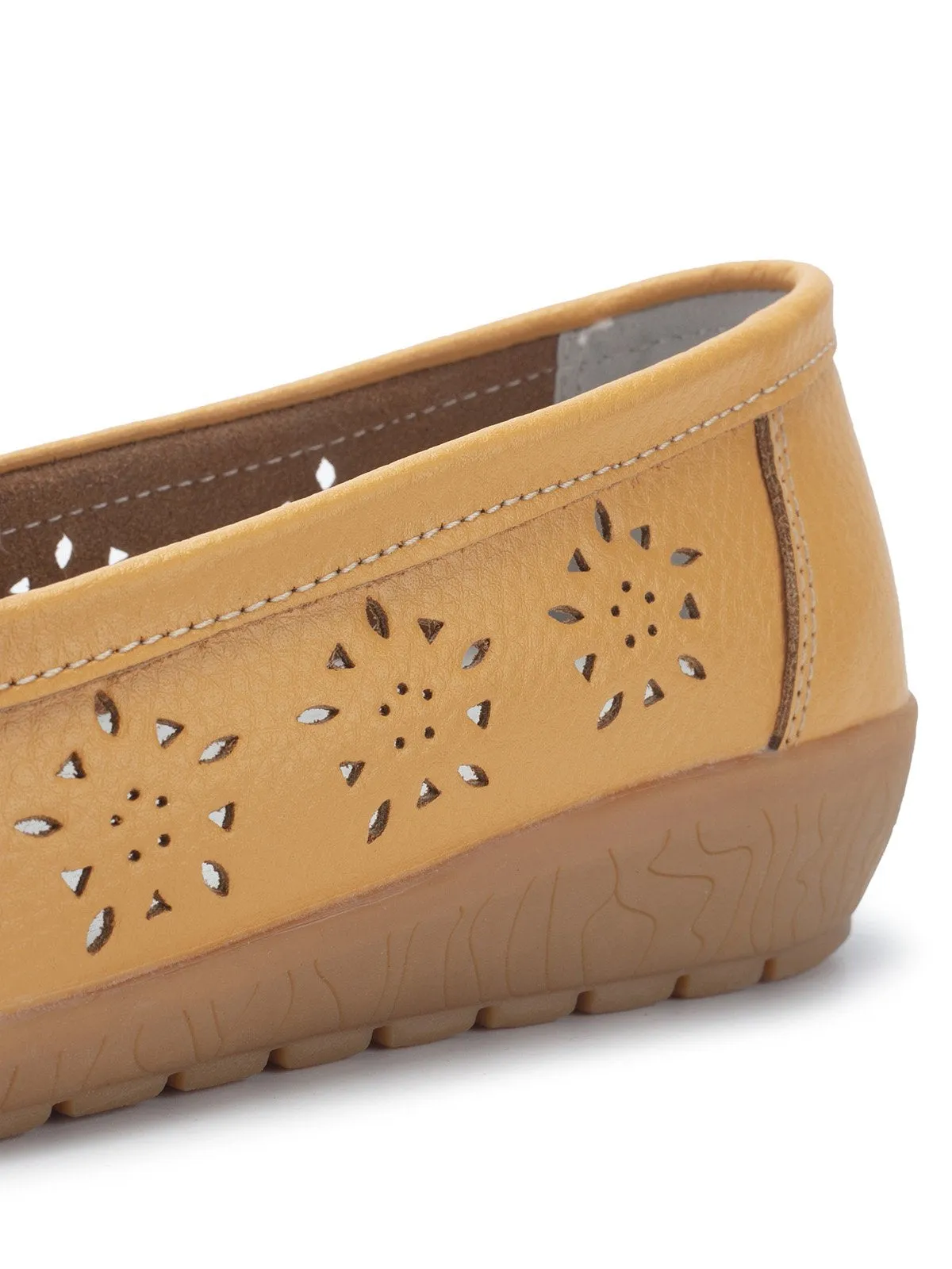 Cowhide Hollow Casual Flat Shoes