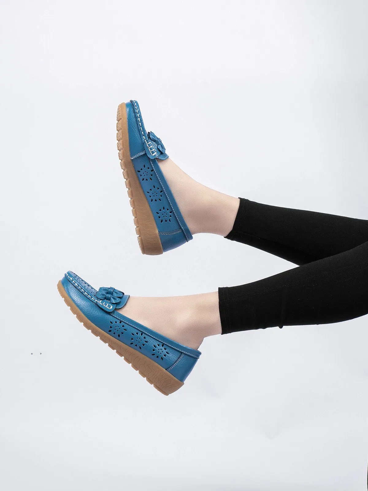 Cowhide Hollow Casual Flat Shoes