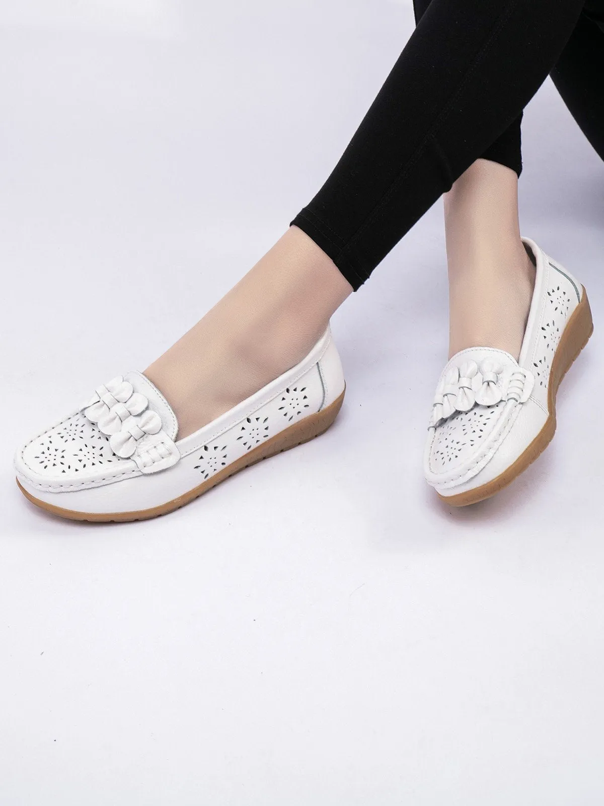 Cowhide Hollow Casual Flat Shoes