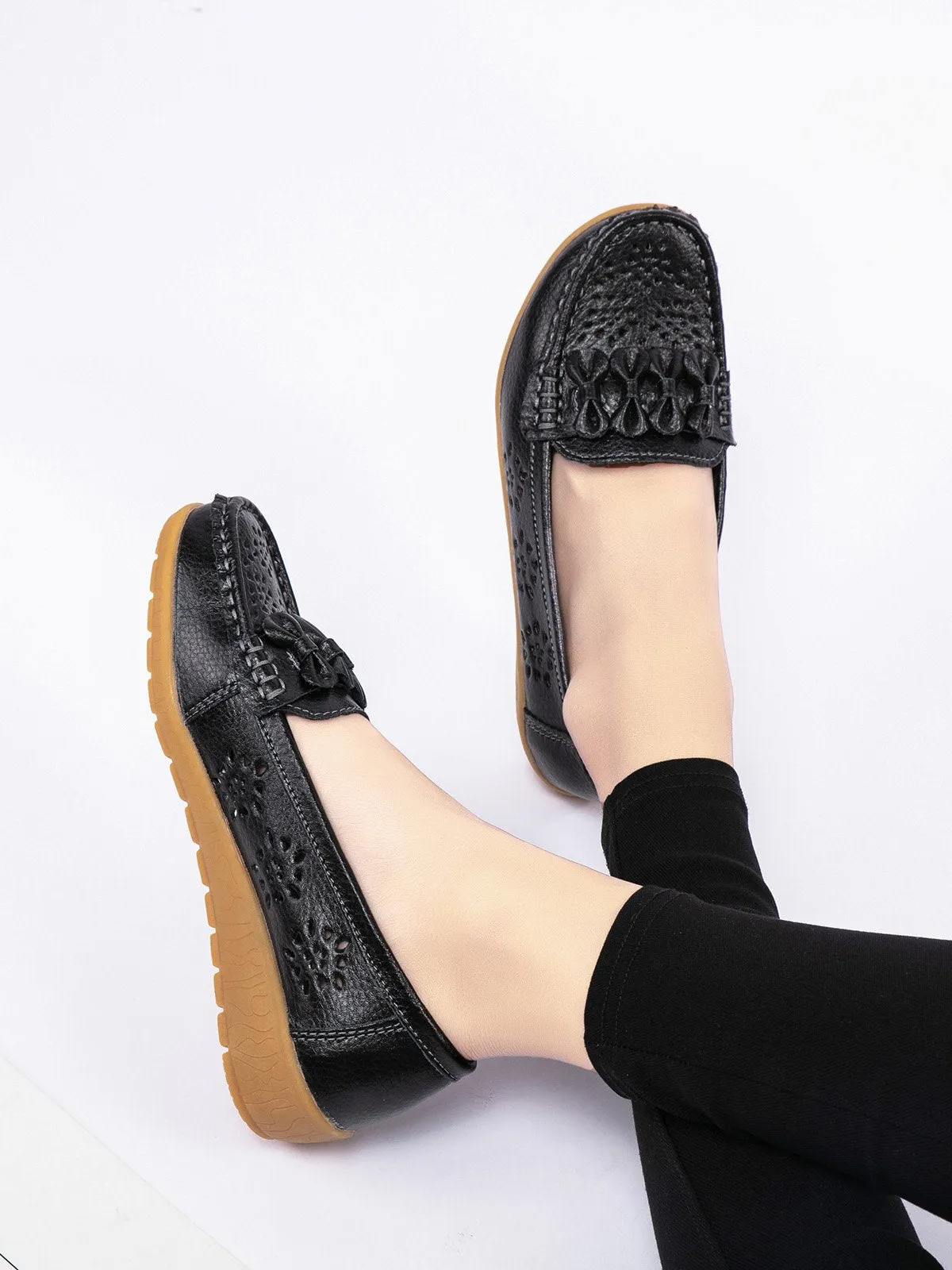 Cowhide Hollow Casual Flat Shoes