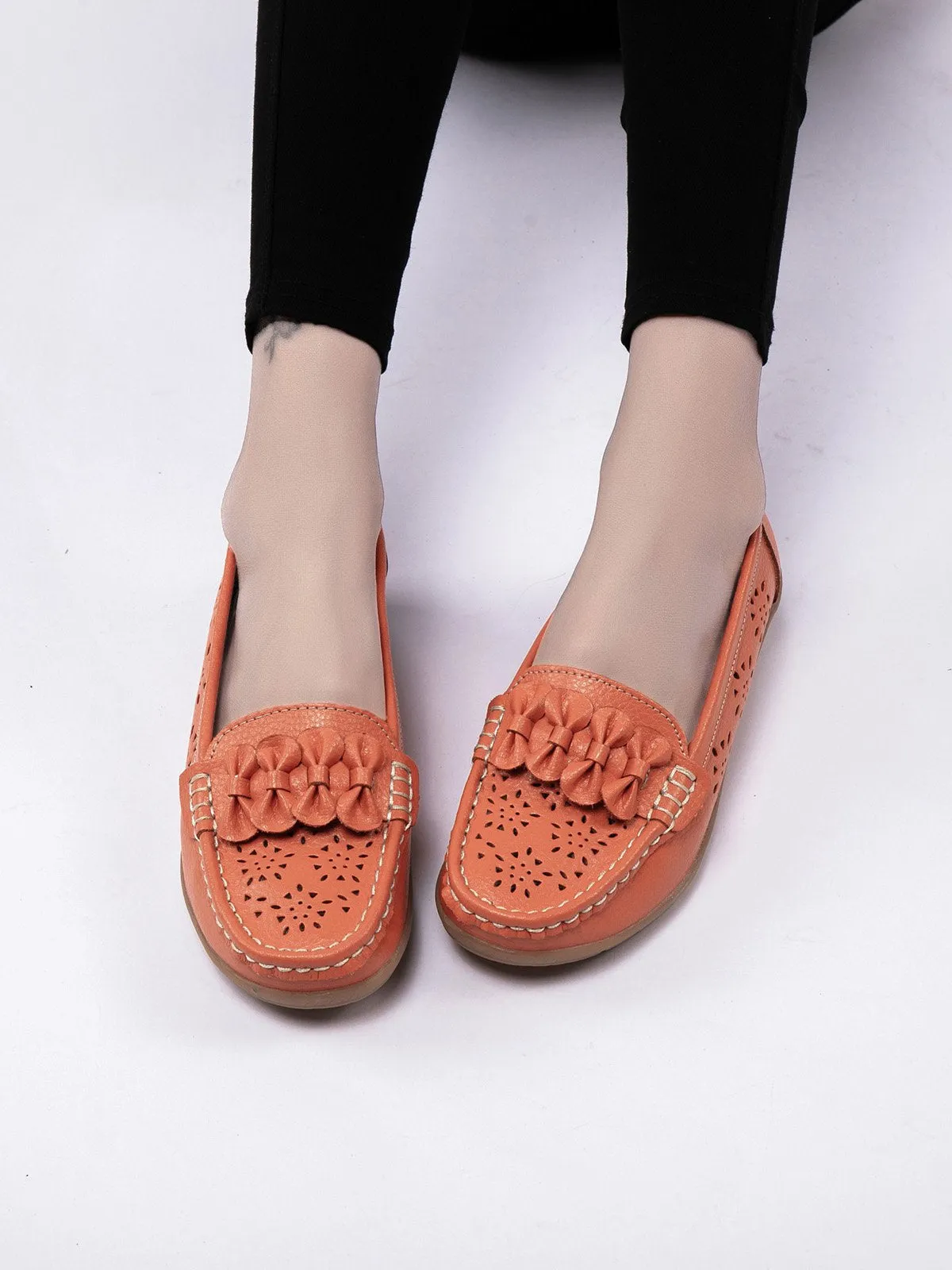 Cowhide Hollow Casual Flat Shoes