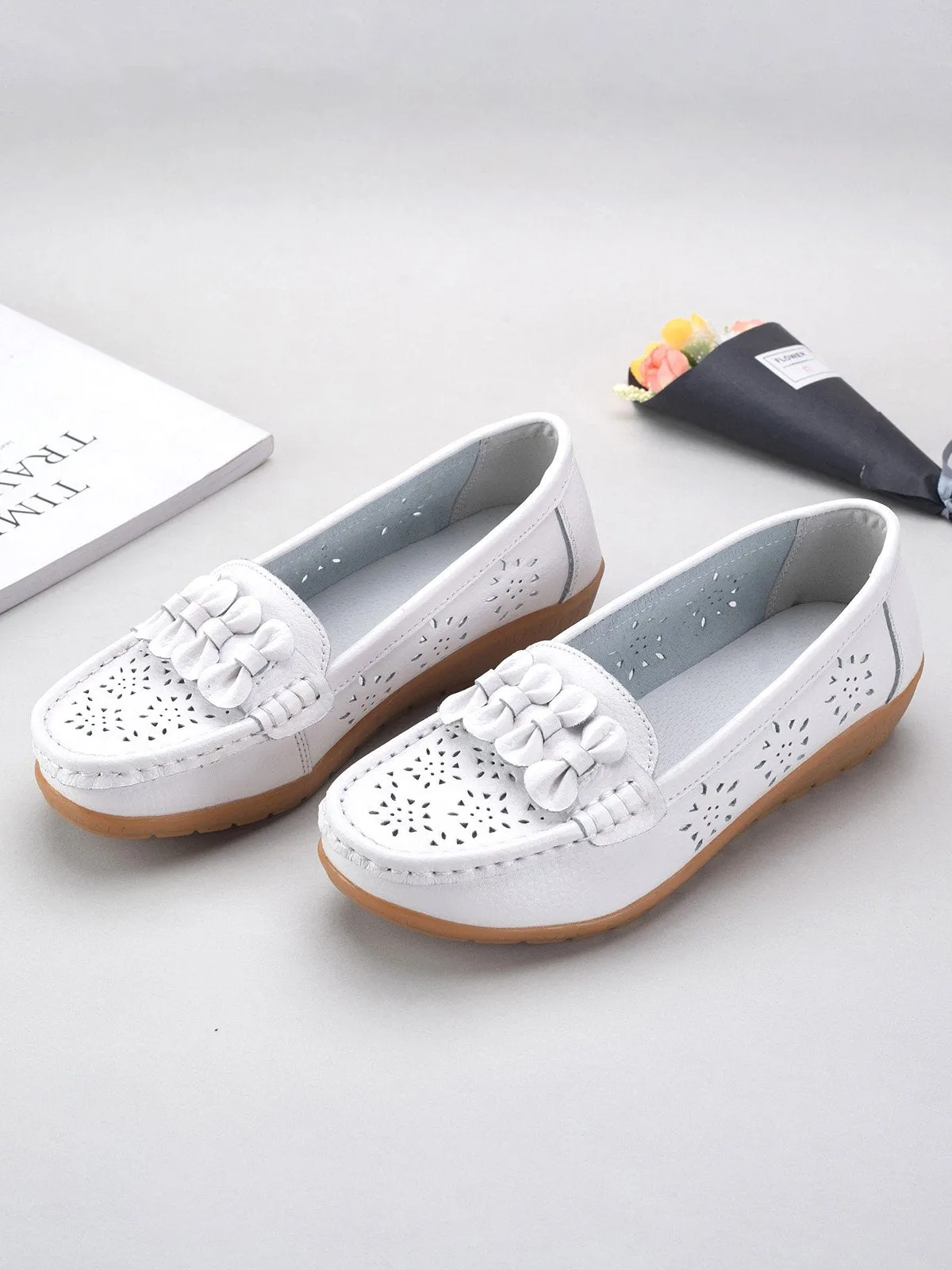 Cowhide Hollow Casual Flat Shoes