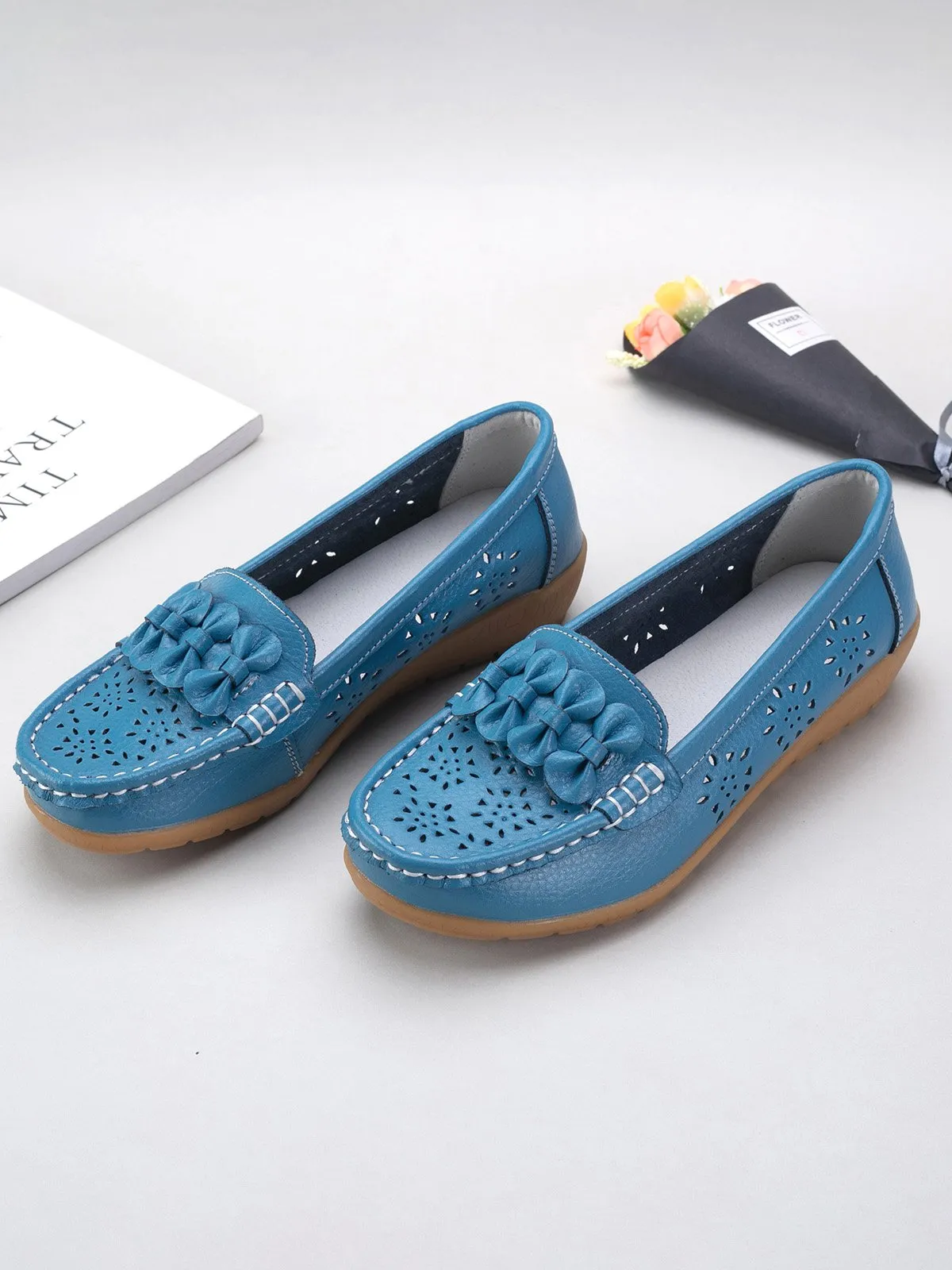 Cowhide Hollow Casual Flat Shoes