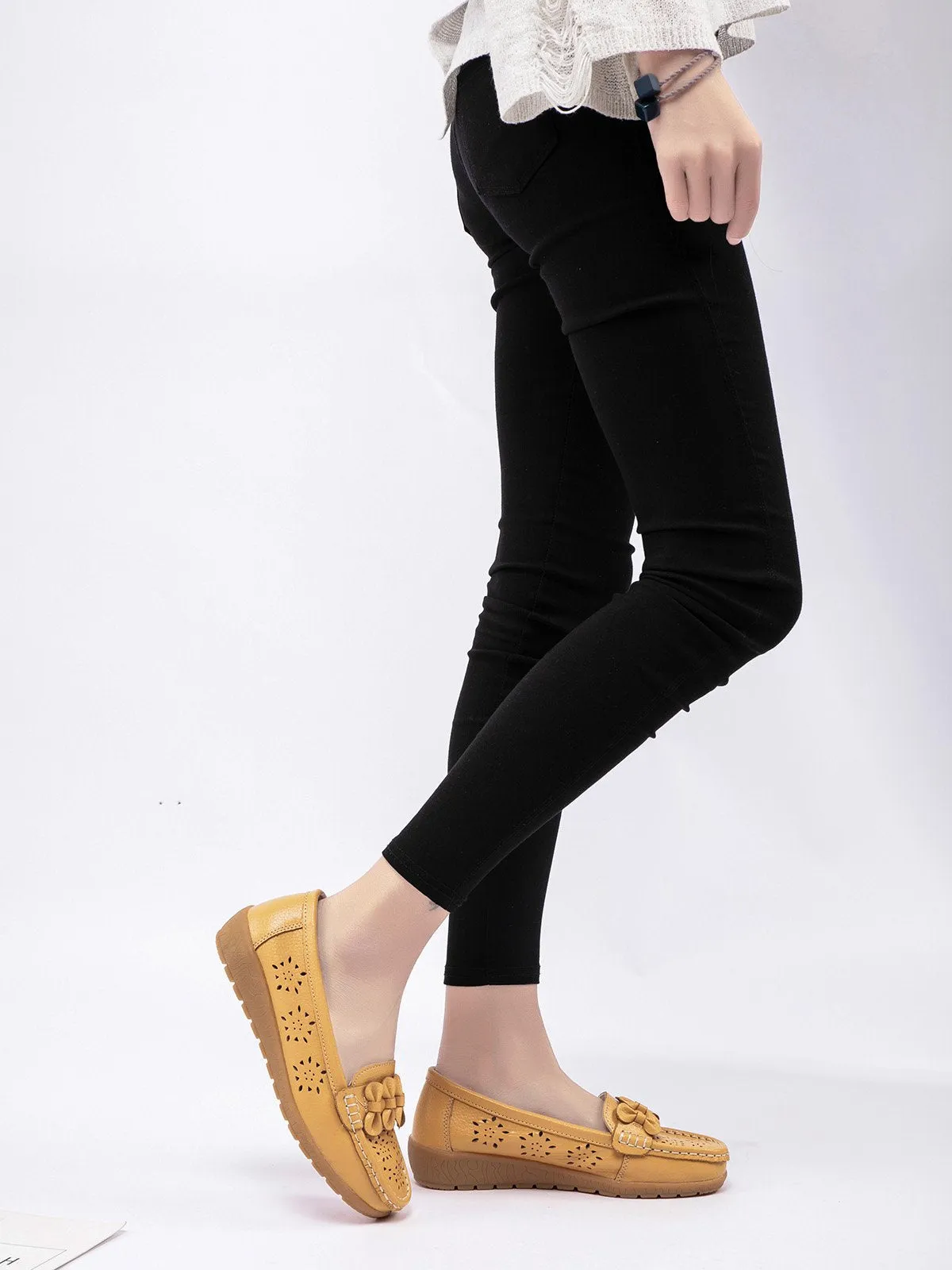 Cowhide Hollow Casual Flat Shoes