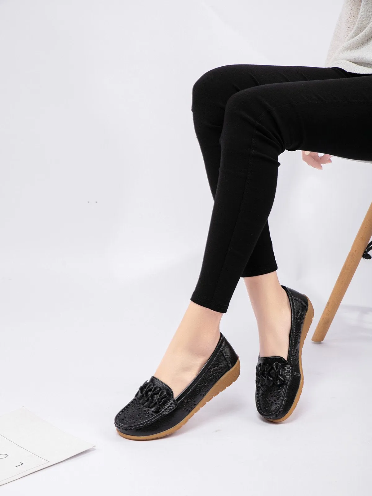 Cowhide Hollow Casual Flat Shoes