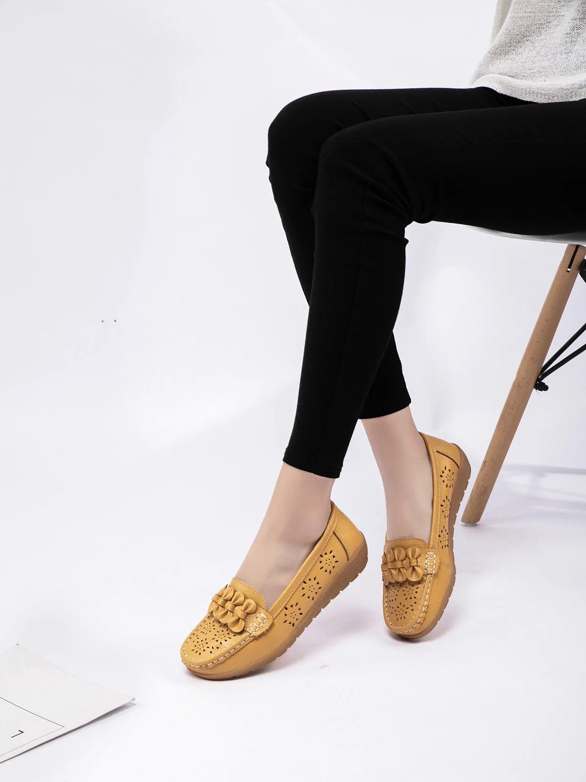 Cowhide Hollow Casual Flat Shoes