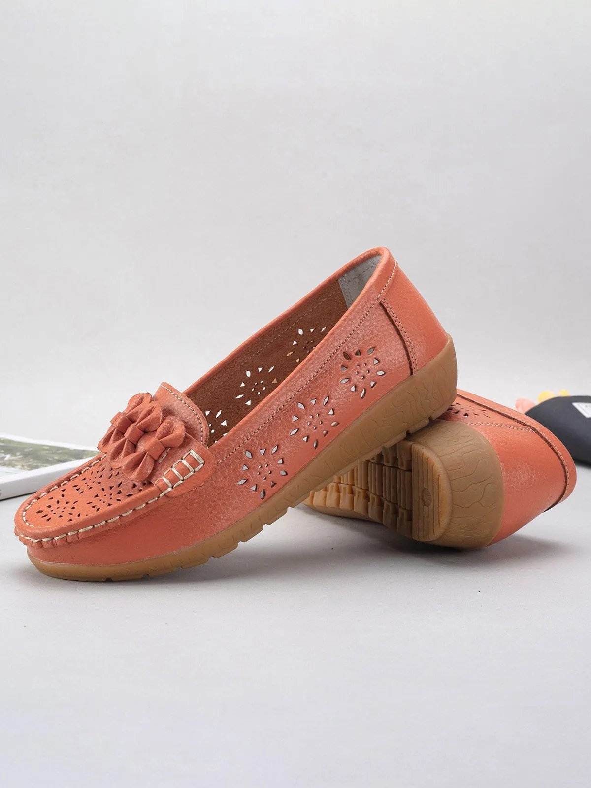 Cowhide Hollow Casual Flat Shoes