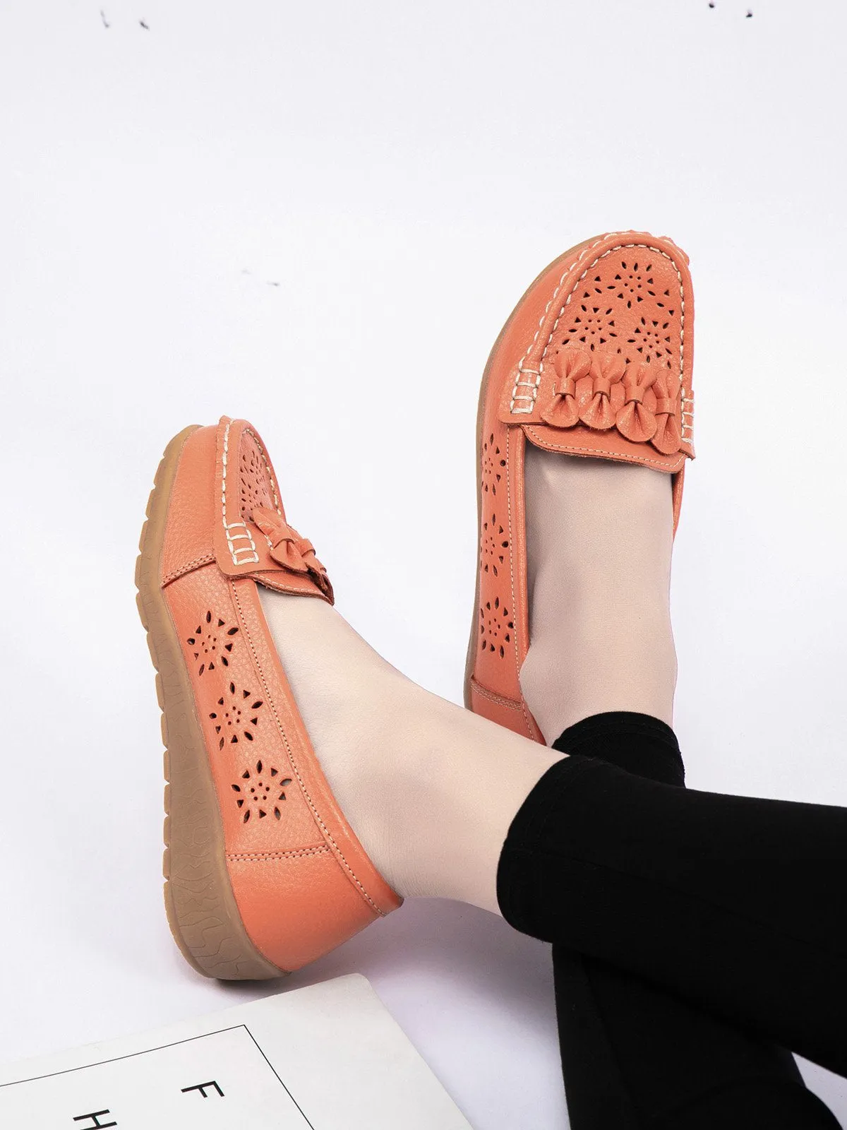 Cowhide Hollow Casual Flat Shoes