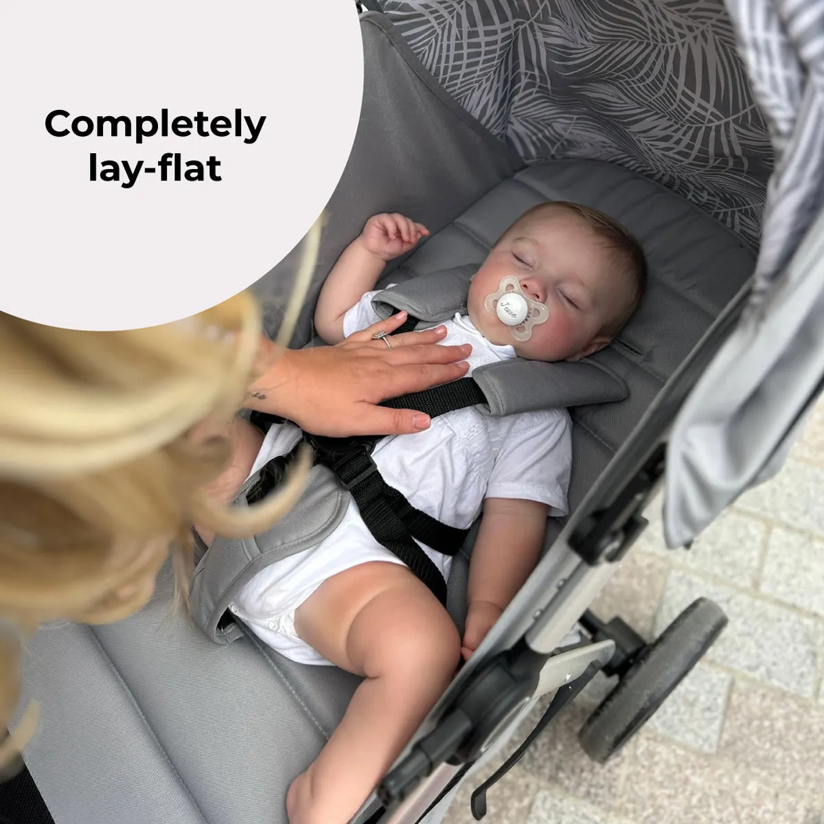 MB160 Plus Pushchair - Grey Tropical