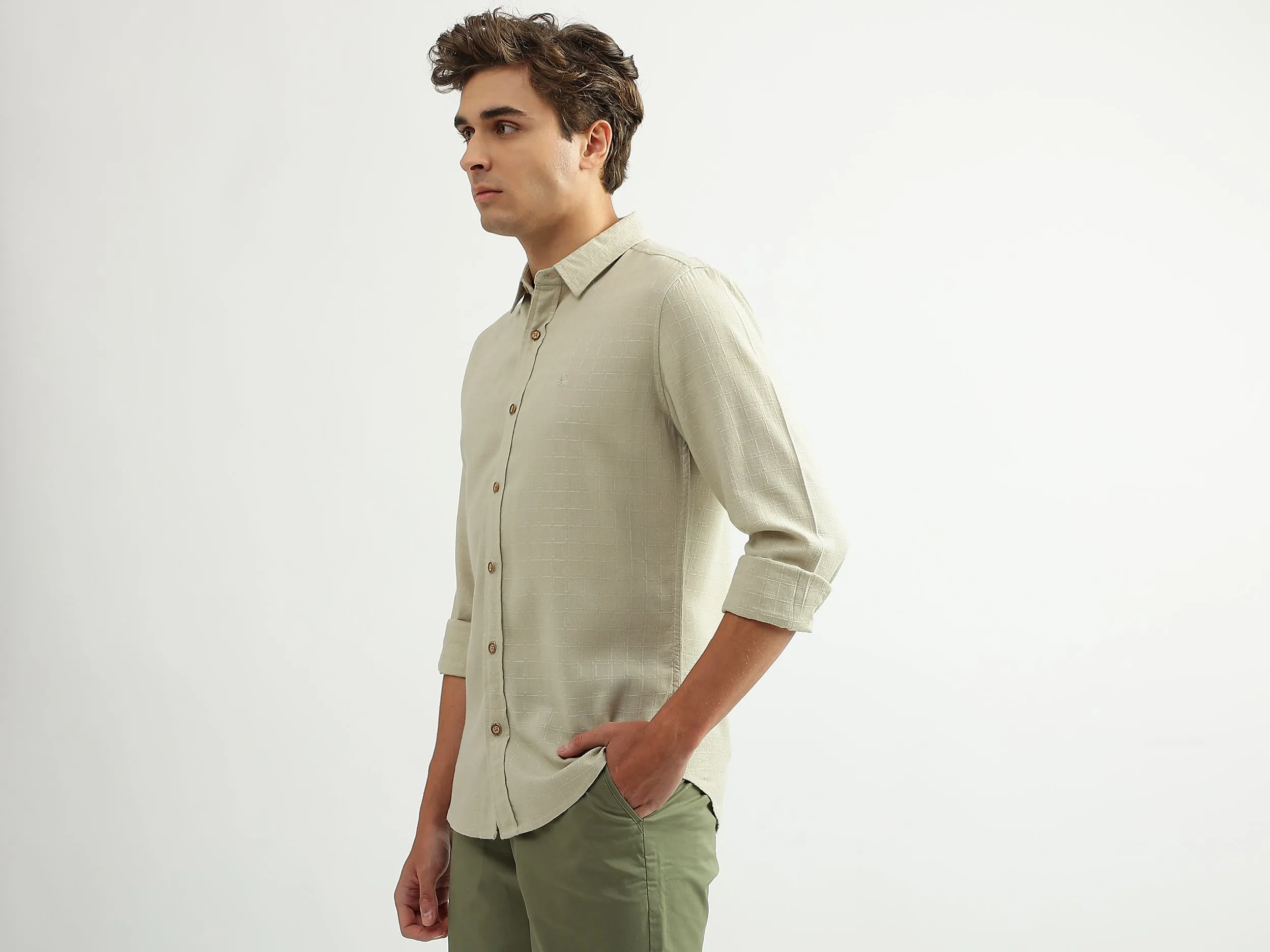 Men Checked Spread Collar Shirt