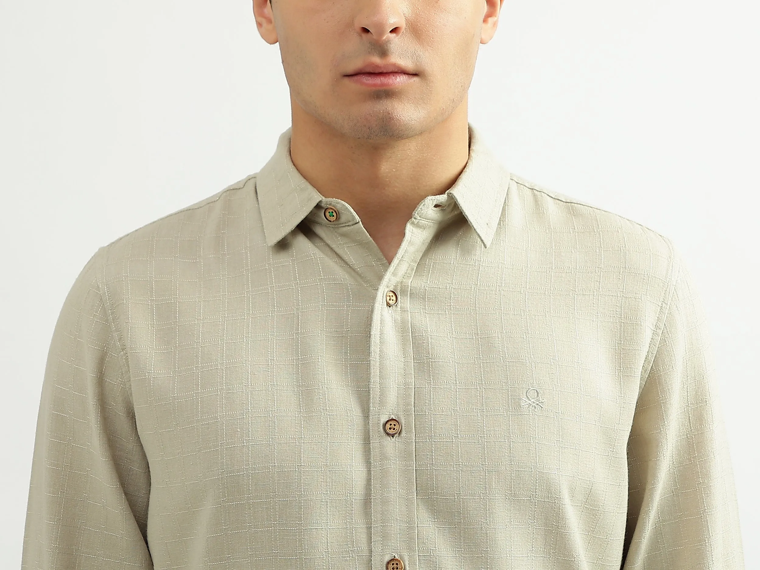 Men Checked Spread Collar Shirt