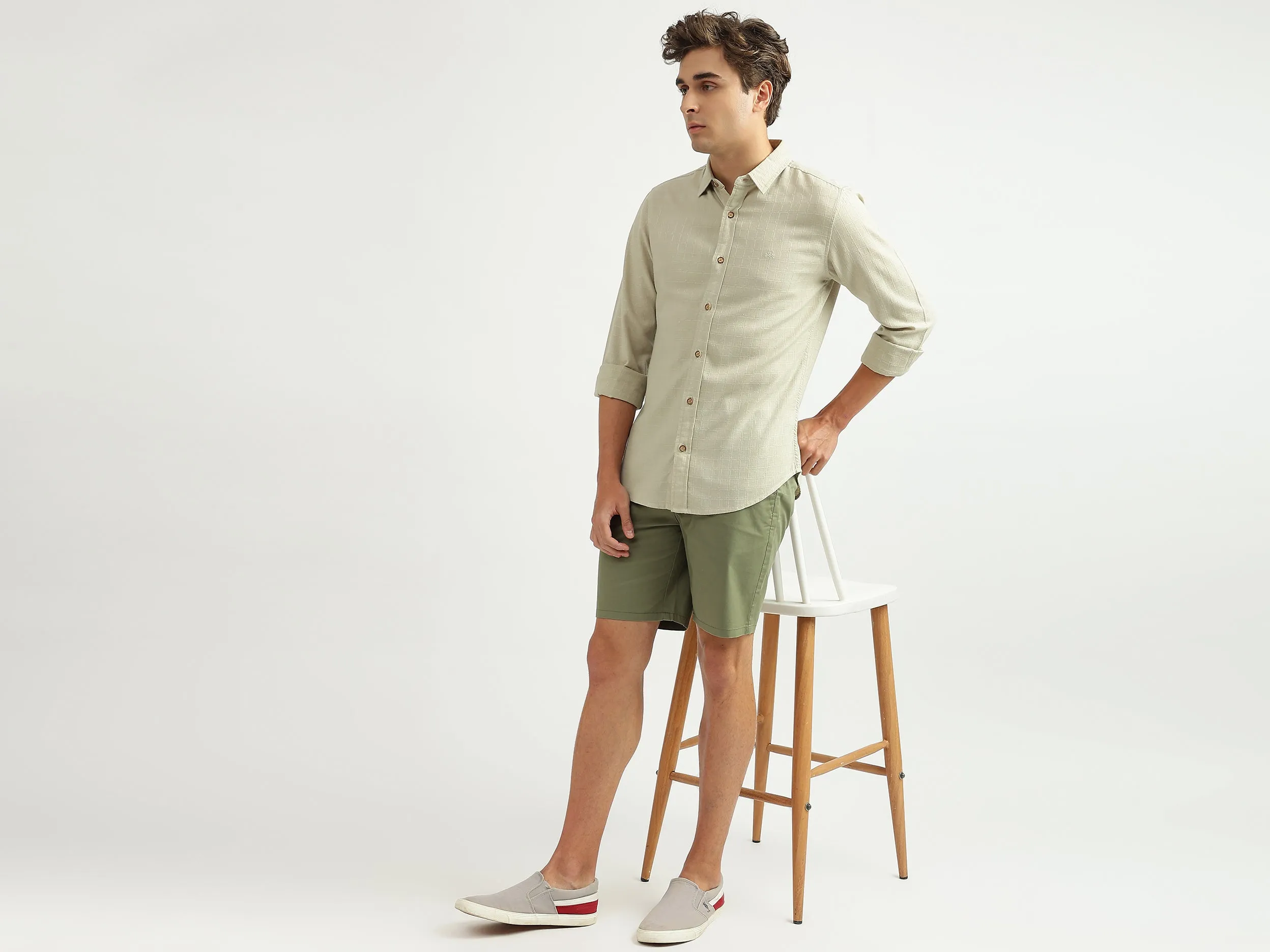 Men Checked Spread Collar Shirt