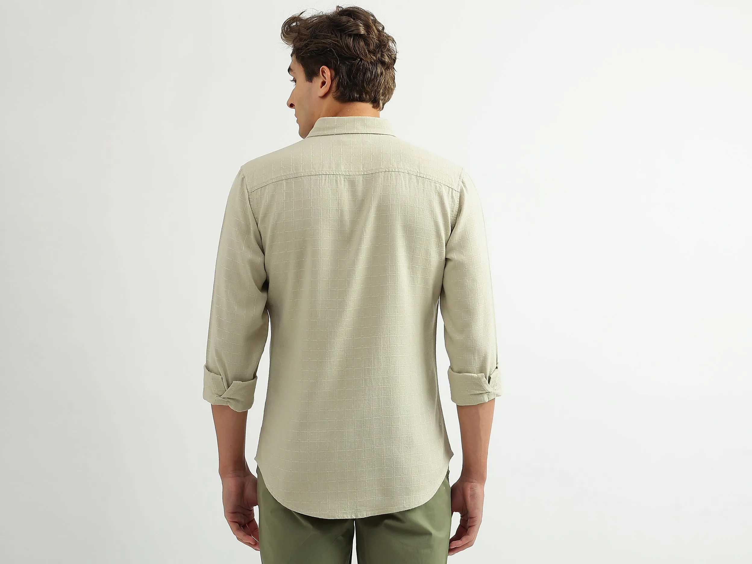Men Checked Spread Collar Shirt