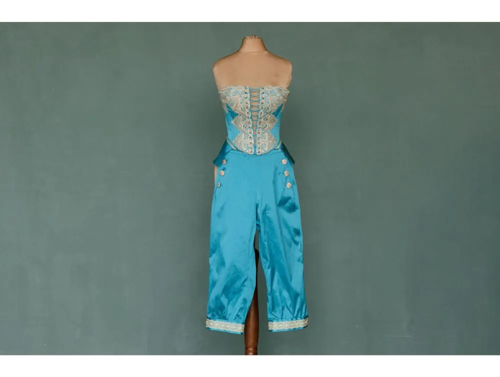 Renaissance dress with pantaloons and open skirt