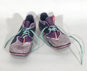 Shona McAndrew, "Sneakers"