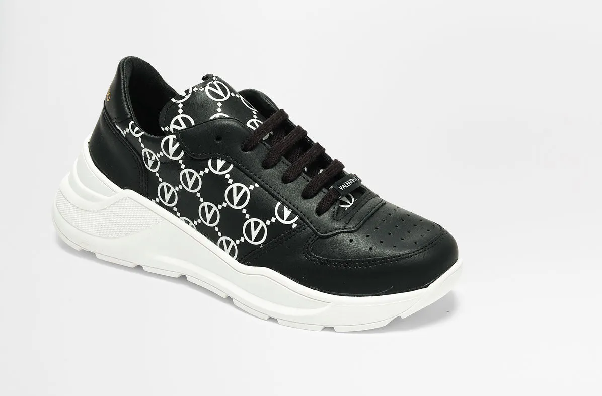 SS22 - Men's Sneakers - Claus - Black White