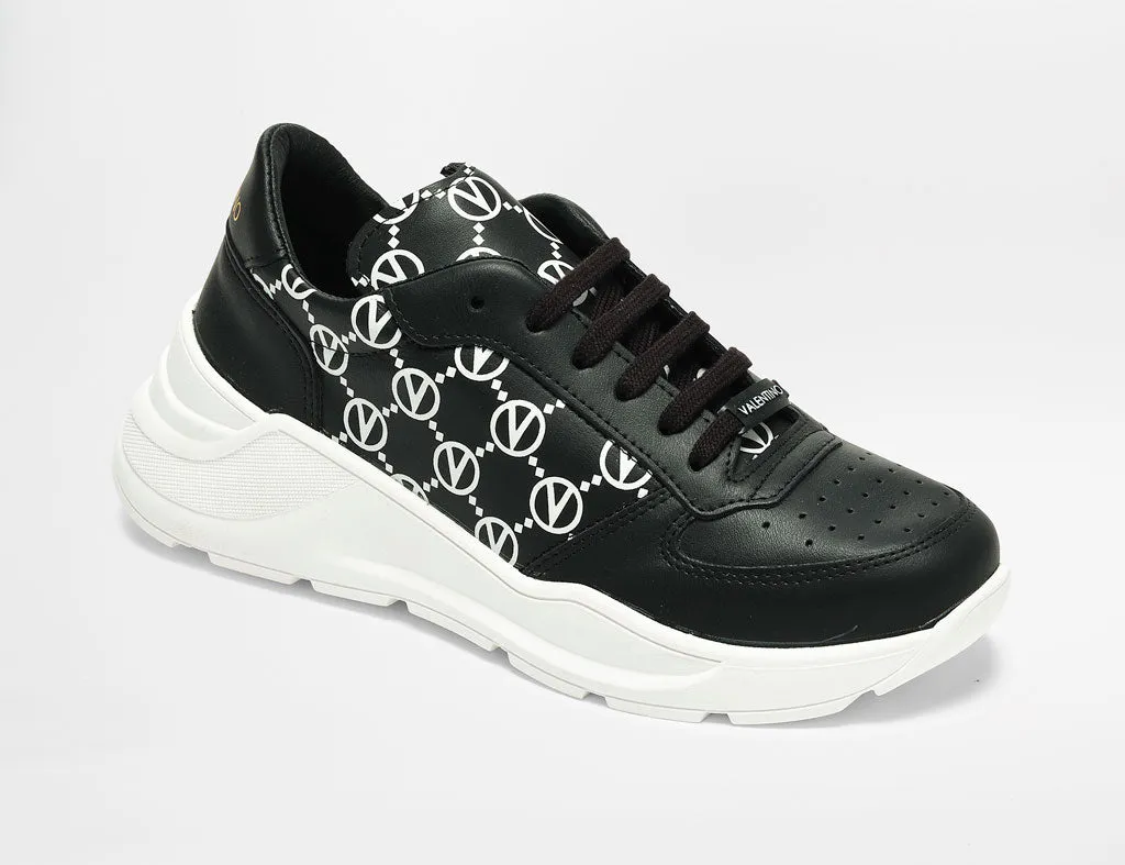 SS22 - Men's Sneakers - Claus - Black White