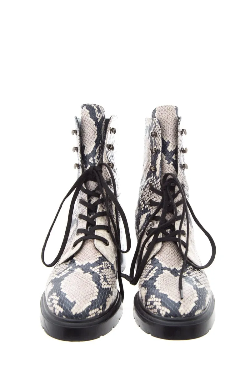 Stuart Weitzman MCKENZEE Grey Snakeskin Boots SZ 6.5