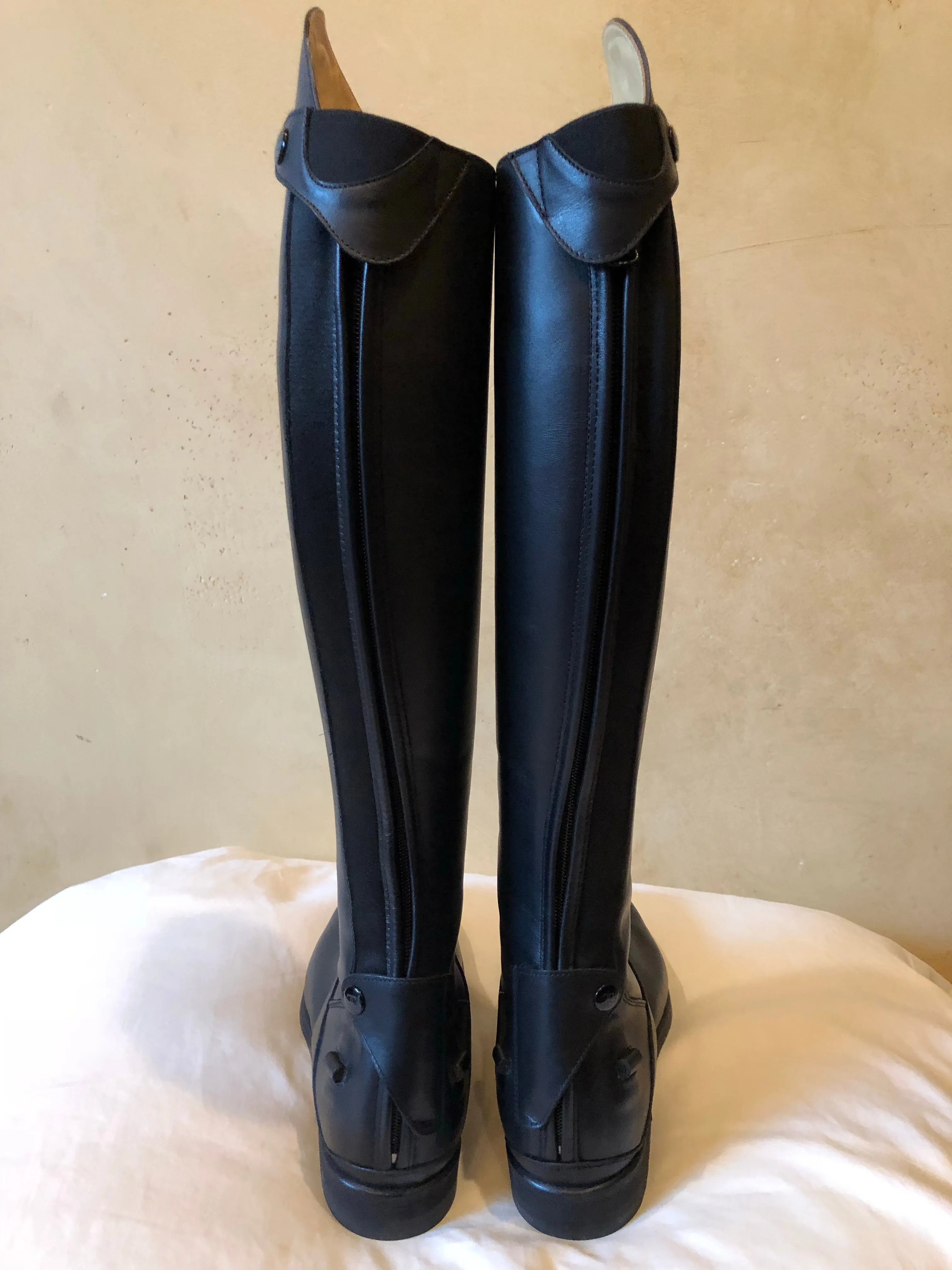 Tucci Harley Boots, Size 42XA