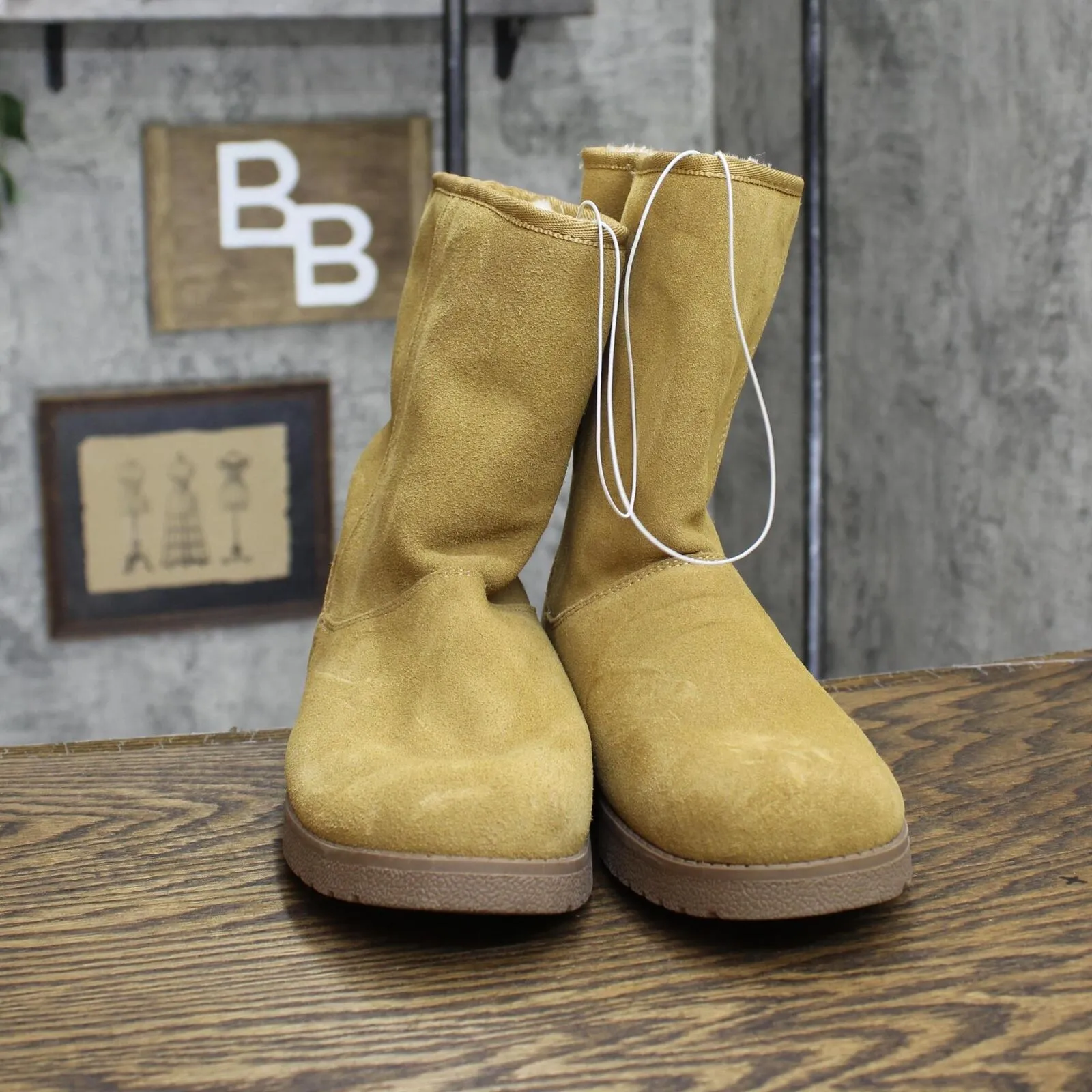 Universal Thread Women's Soph Shearling Style Boots 88375490 Tan Brown 8M